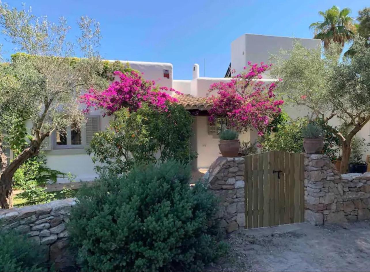 Villa Torres Con Piscina Y Jardin, Santa Gertrudis Santa Gertrudis (Ibiza)