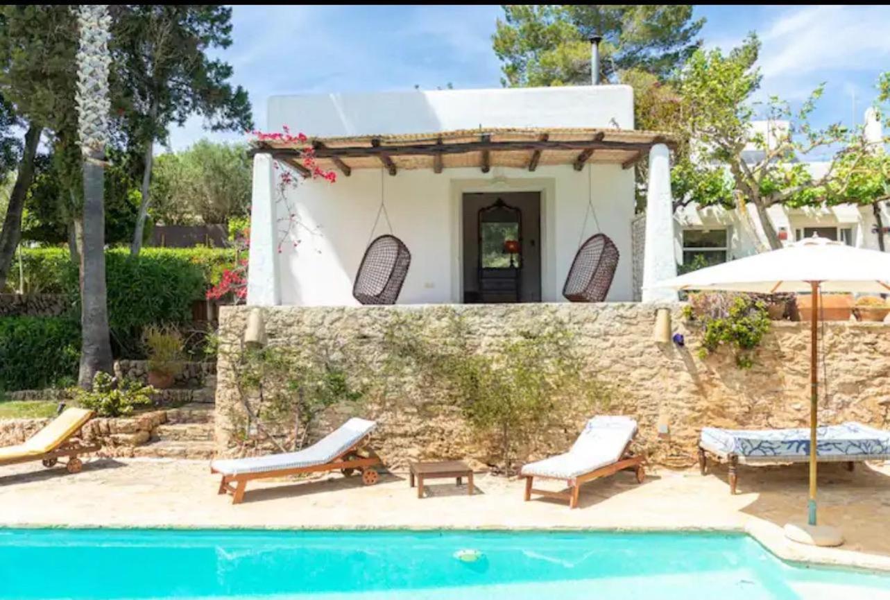 Torres Con Piscina Y Jardin, Santa Gertrudis *