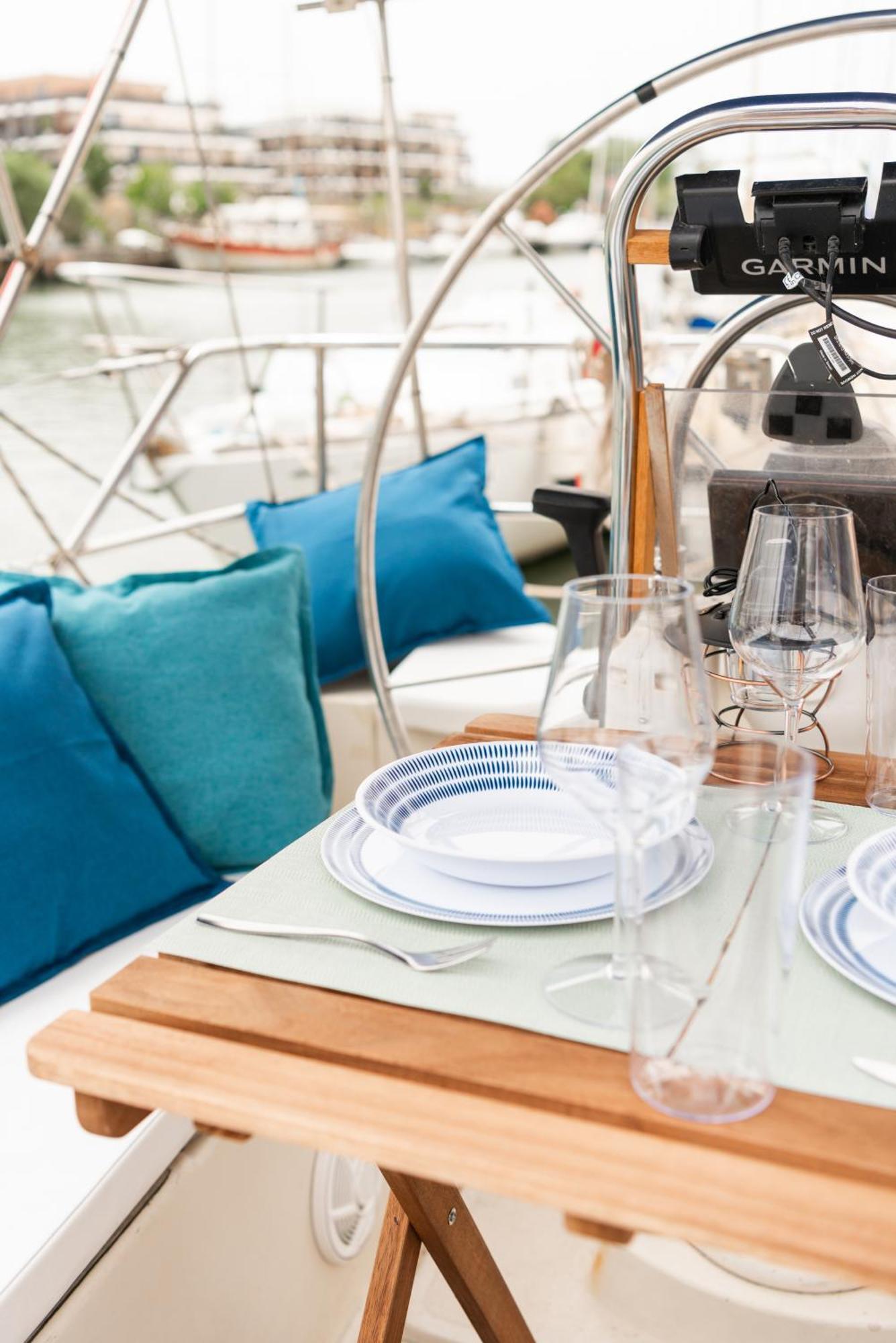 Sailing Boat Ibiza - Formentera Botel Talamanca (Ibiza)