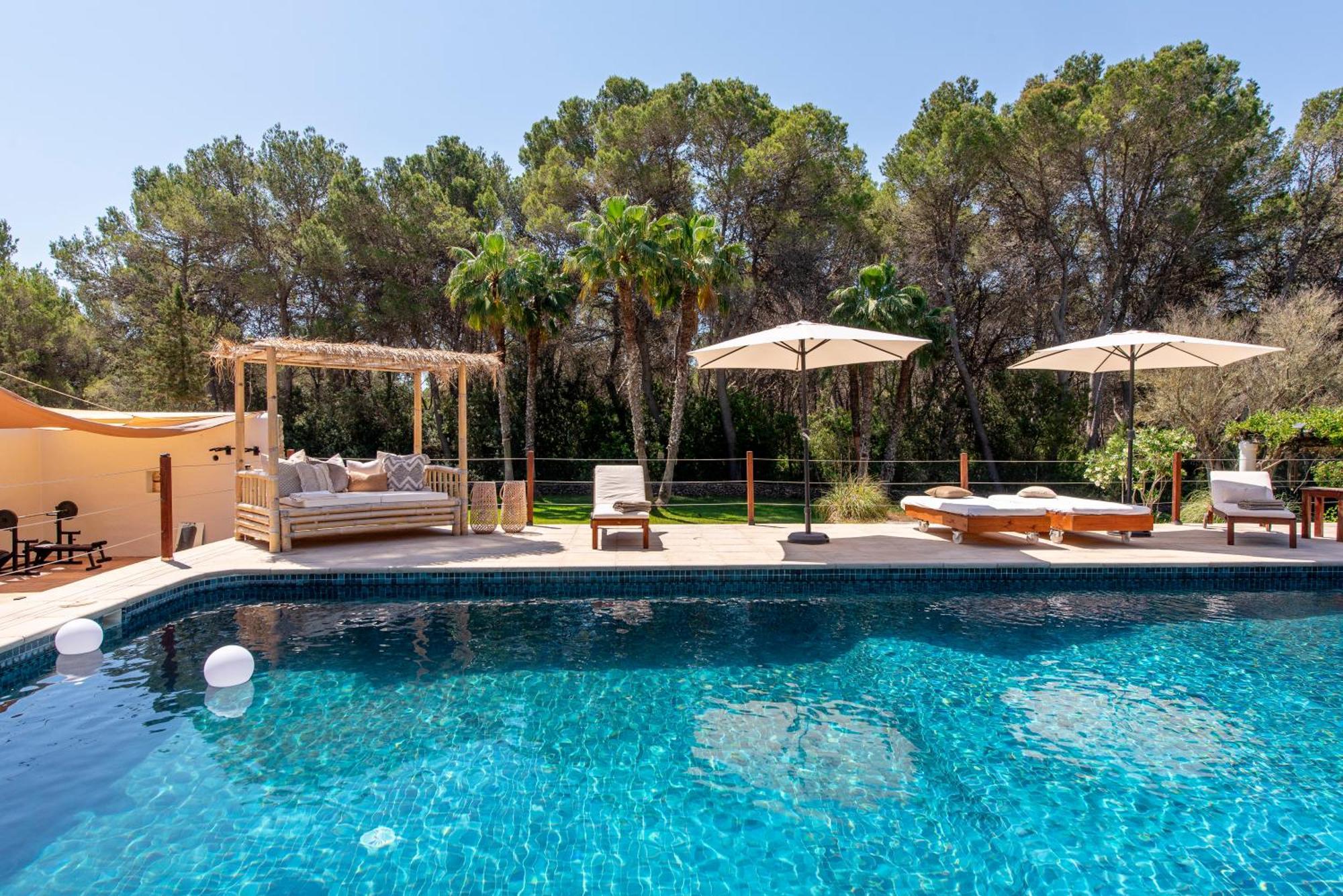 Villa Sa Tanca Ibiza Located Puig D'en Vall, 6b , Pool , Tennis Montecristo