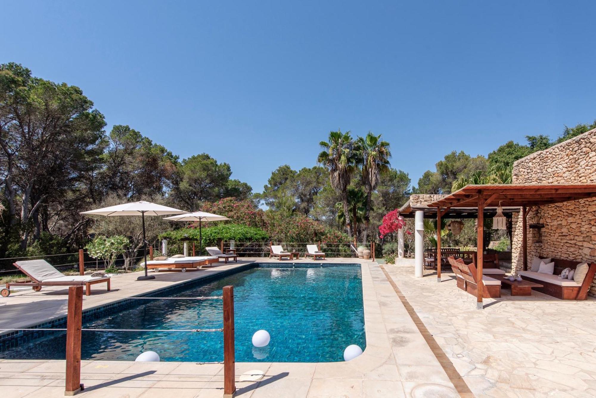 Sa Tanca Ibiza Located Puig D'en Vall, 6b , Pool , Tennis Villa