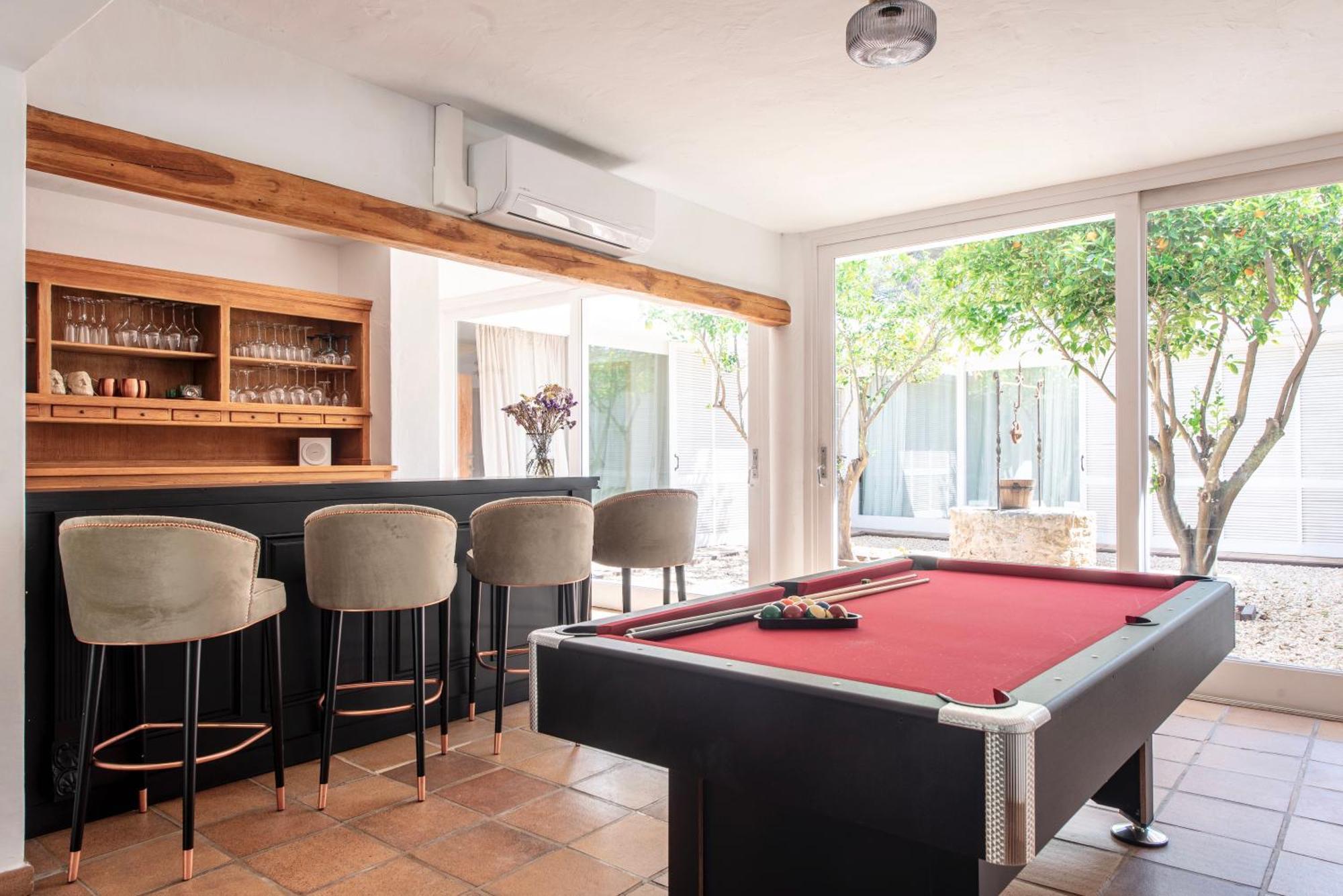 Sa Tanca Ibiza Located Puig D'en Vall, 6b , Pool , Tennis Villa *