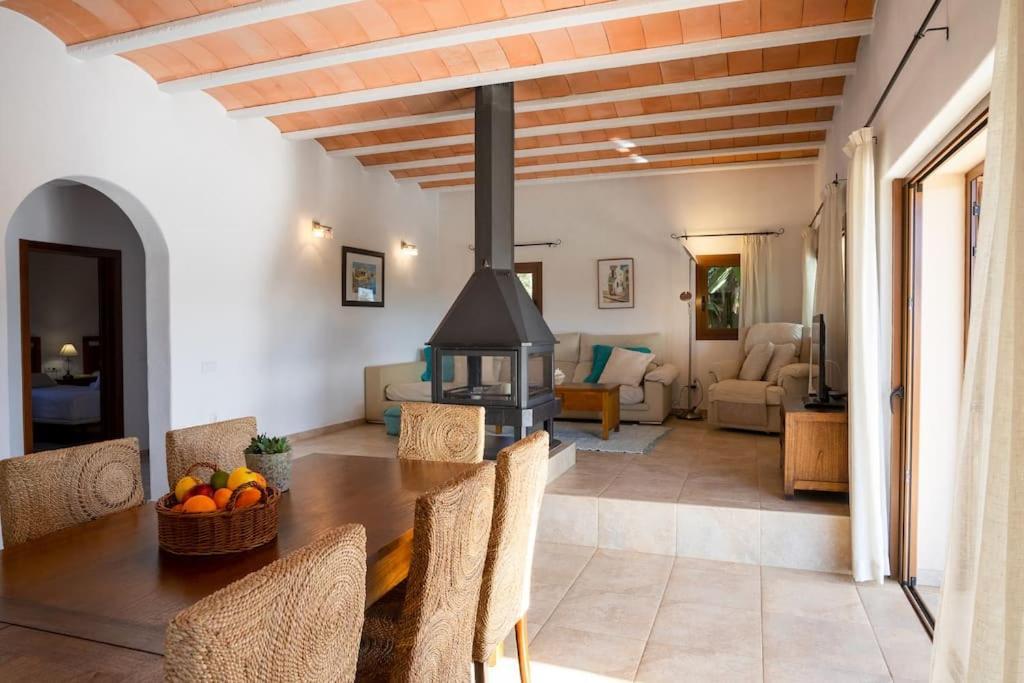 Villa Kety -luna Con Preciosa Piscina Y Vistas ! *