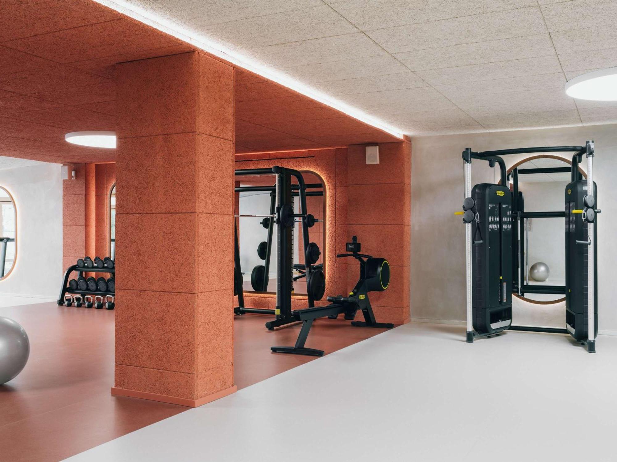 Mondrian Ibiza 5*