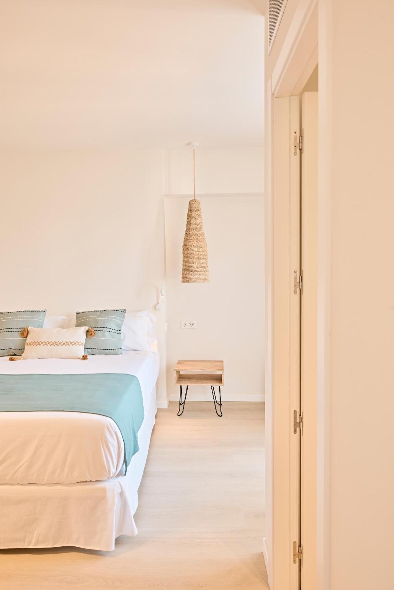 Ibara Ibiza Boutique Es Cana