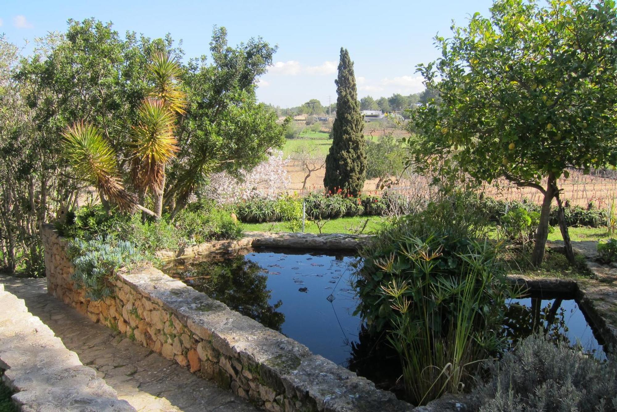 Villa Encantadora Casa Ibicenca *