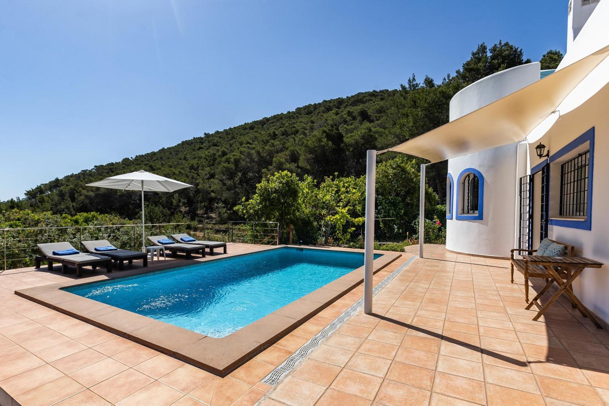 Villa Charming With Pool, Toni Mateu. Sant Carles de Peralta
