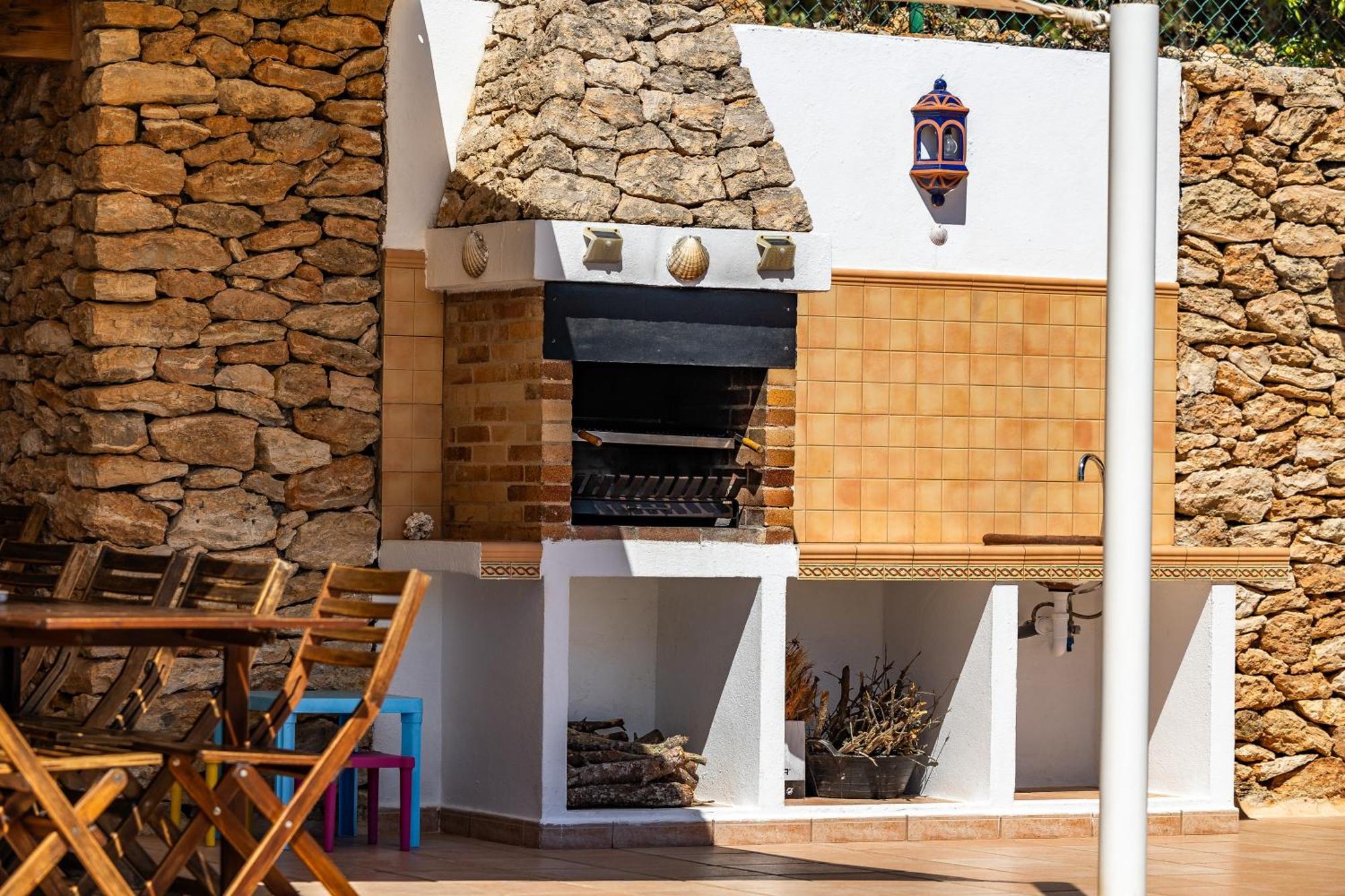 Charming With Pool, Toni Mateu. * Sant Carles de Peralta