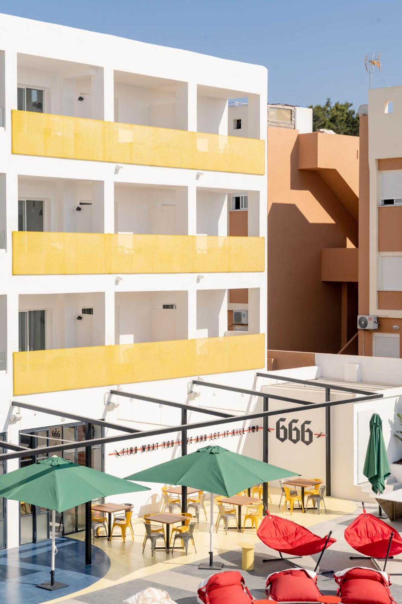 Ryans Lolas - Adults Only Hotel Sant Antoni de Portmany