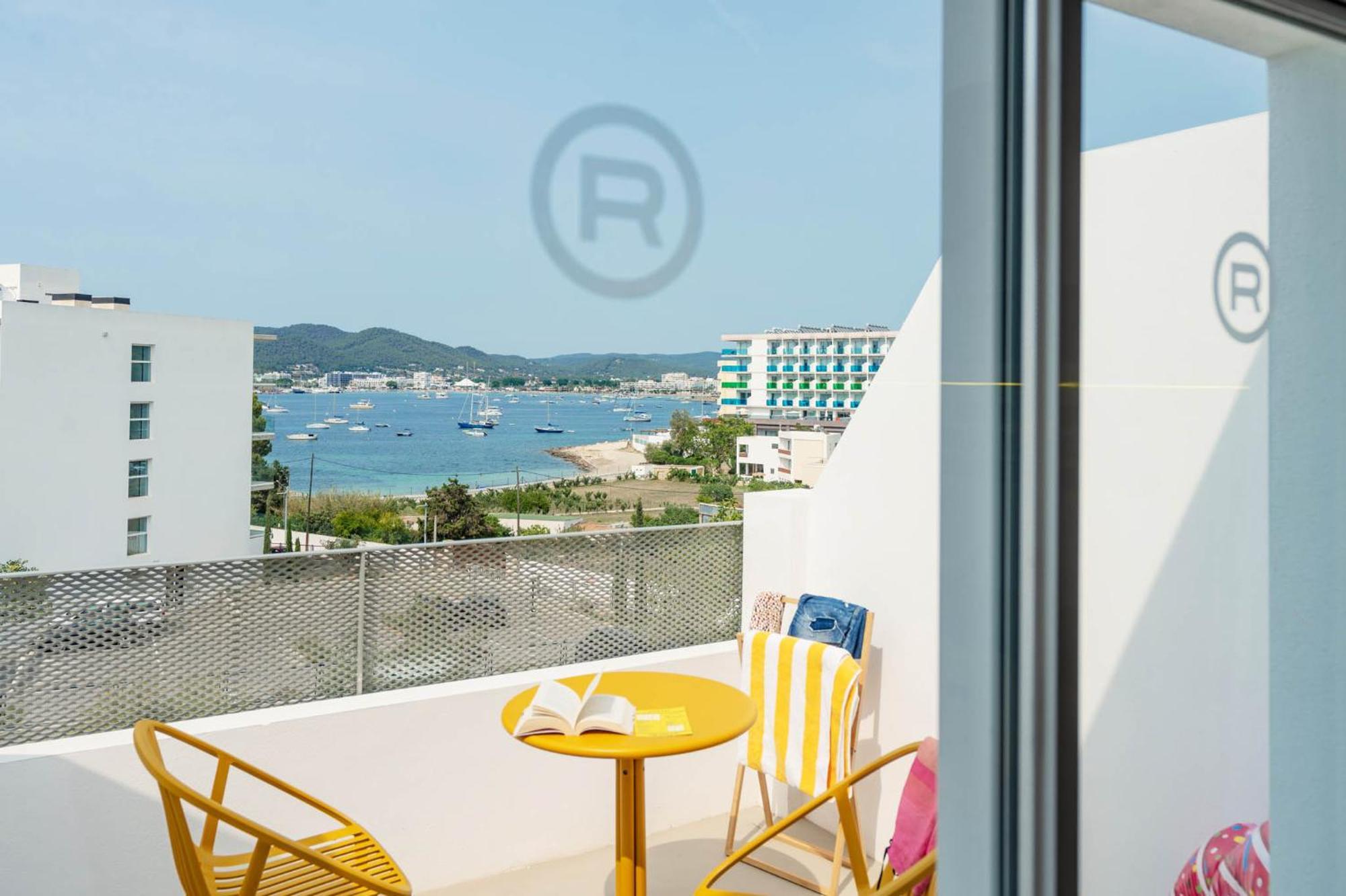 Ryans Lolas - Adults Only 4*