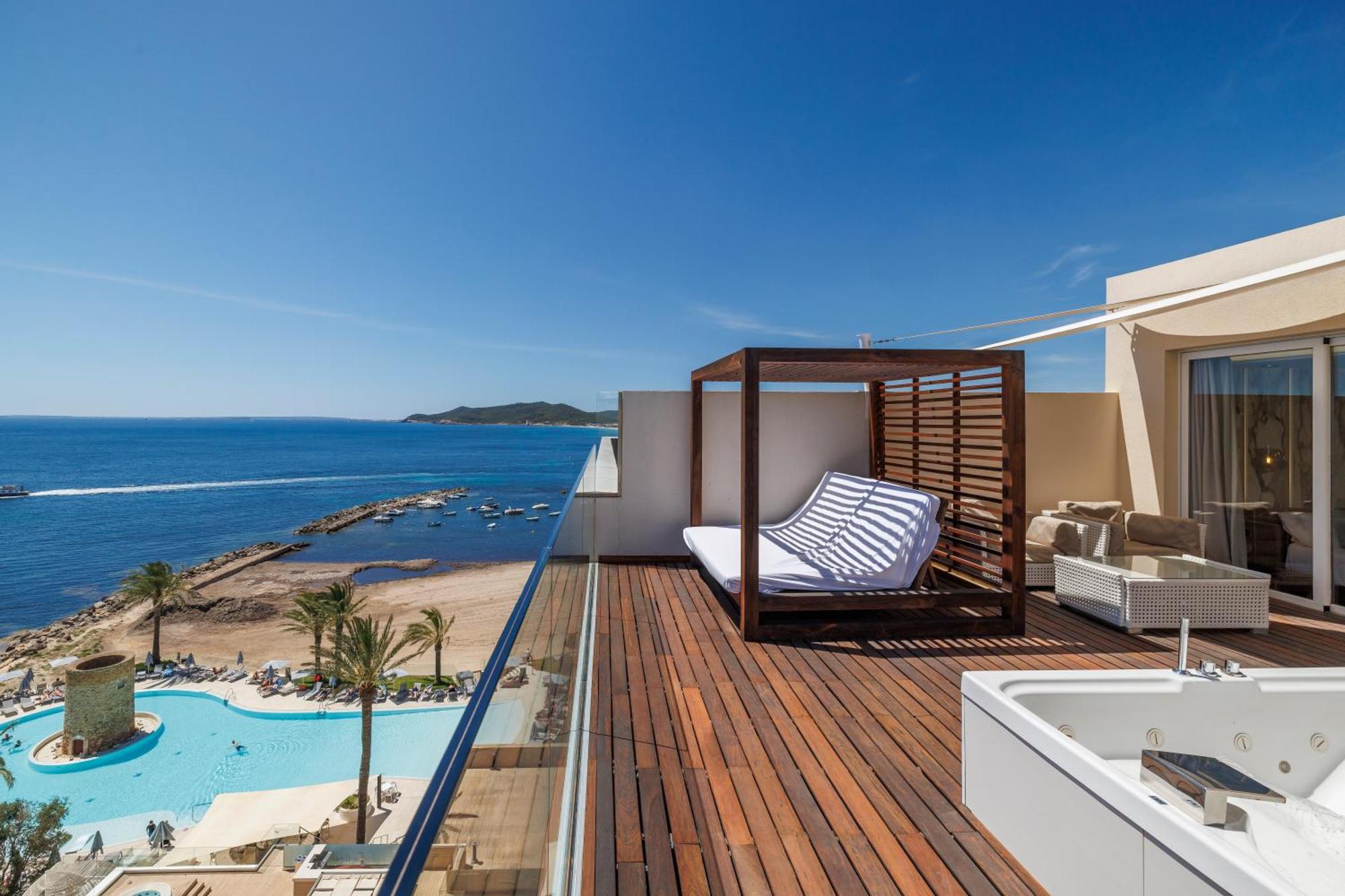 Torre Del Mar - Ibiza Hotel 4*