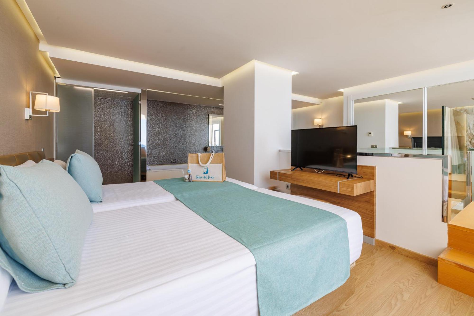 Hotel Torre Del Mar - Ibiza Playa d'en Bossa