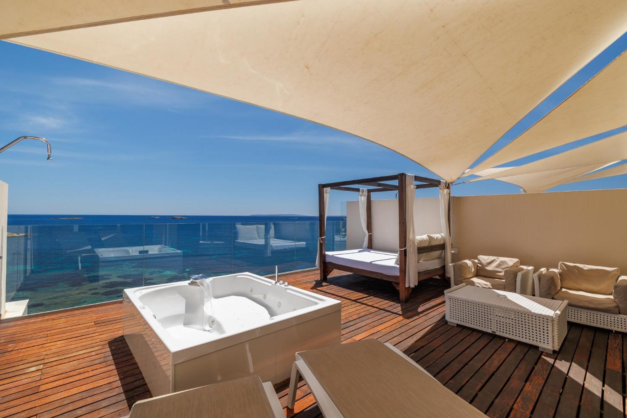 Torre Del Mar - Ibiza Hotel Playa d'en Bossa