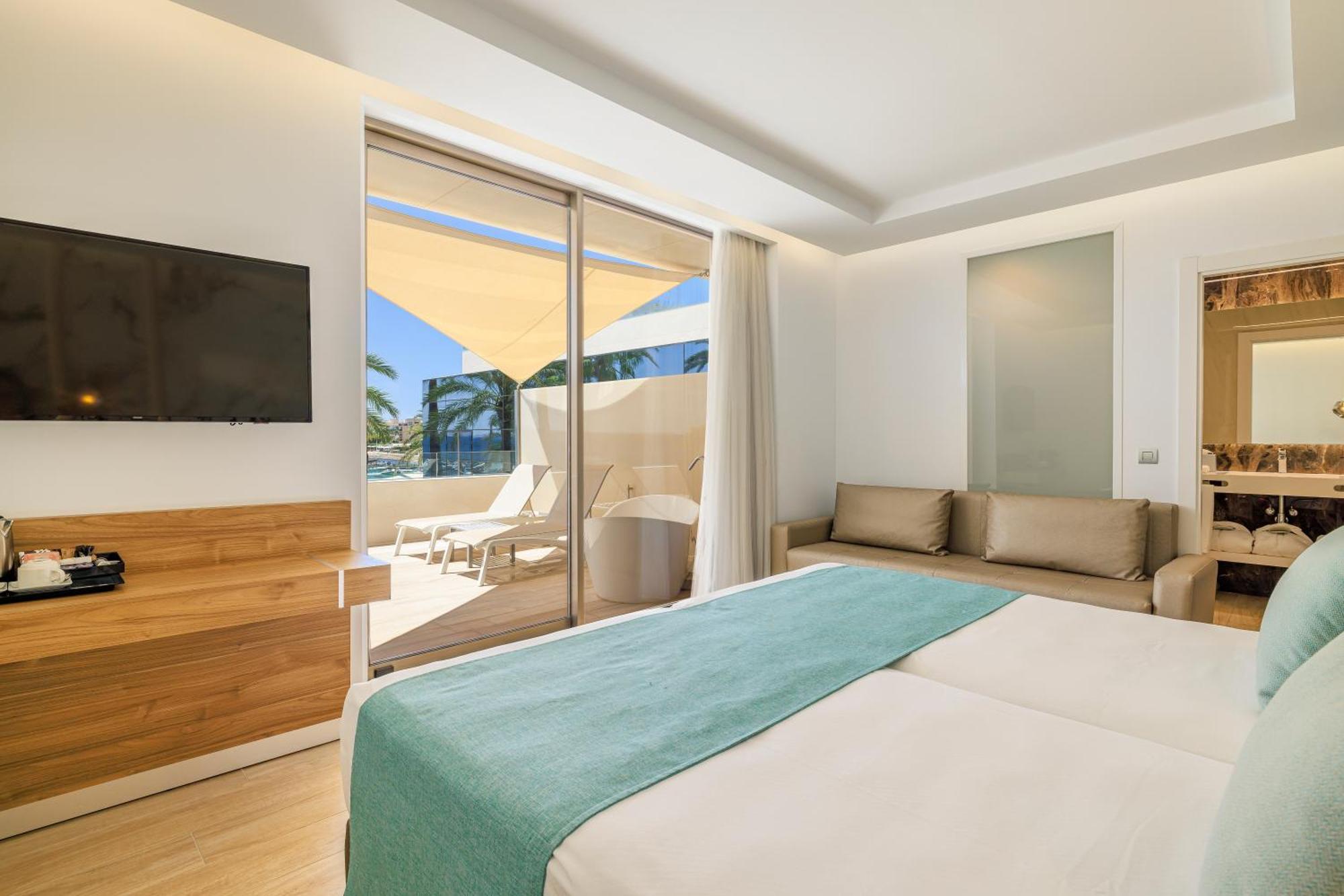 Hotel Torre Del Mar - Ibiza 4*