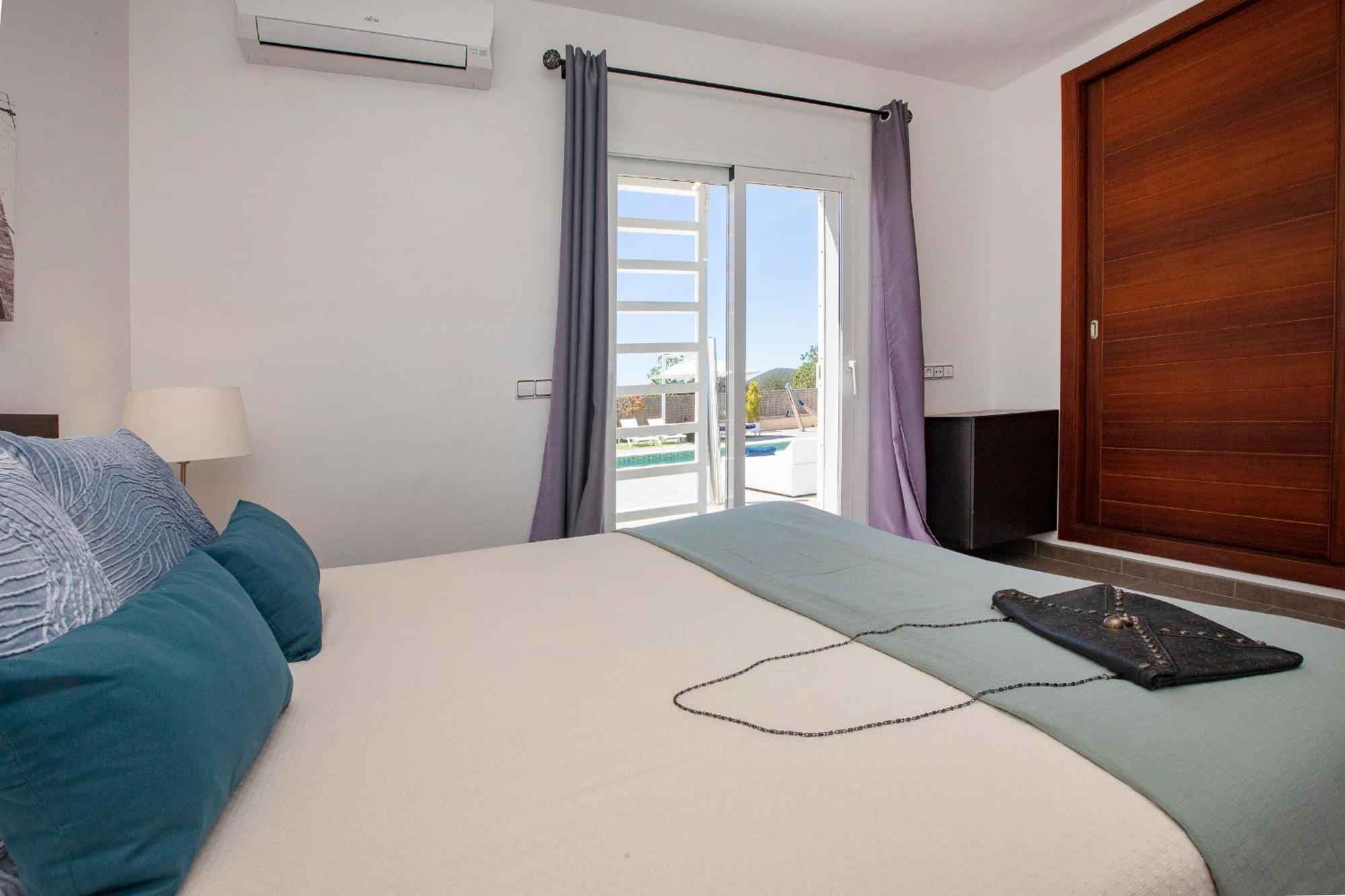 Pousada Near San Antonio Sleeps 10