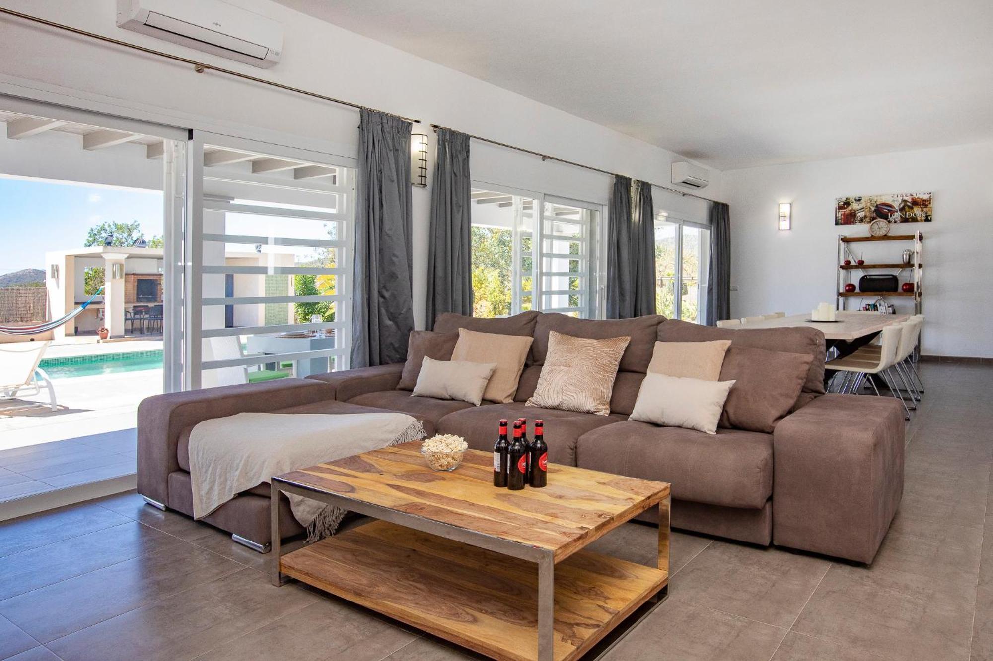 Near San Antonio Sleeps 10 San Antonio (Ibiza)