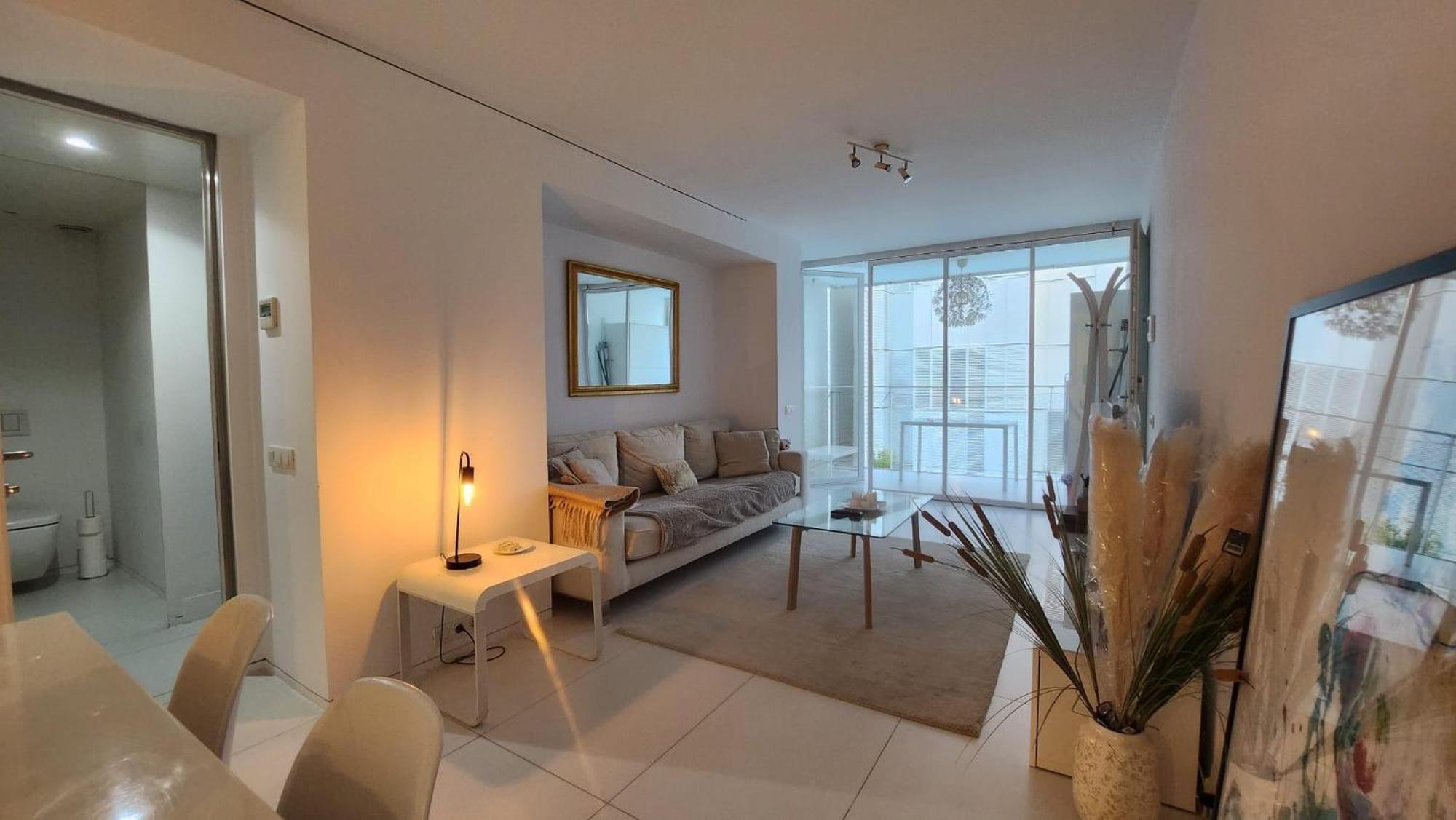 Apartamento Ibiza - - Sleeps 4 - Parking - Pool