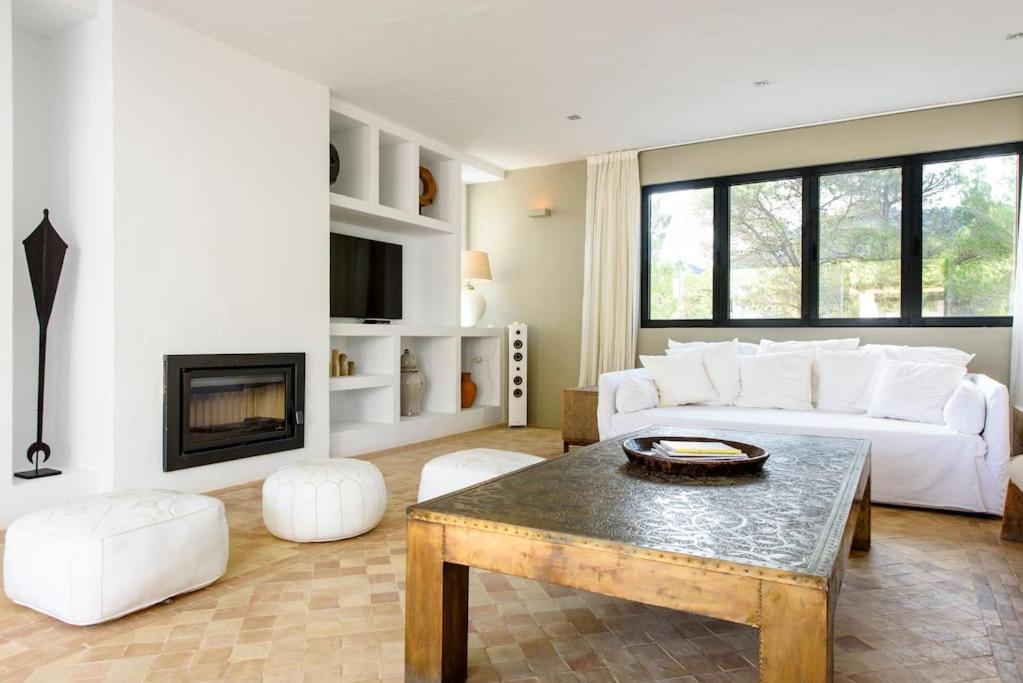 Hattja Sant Josep Ibiza Villa *