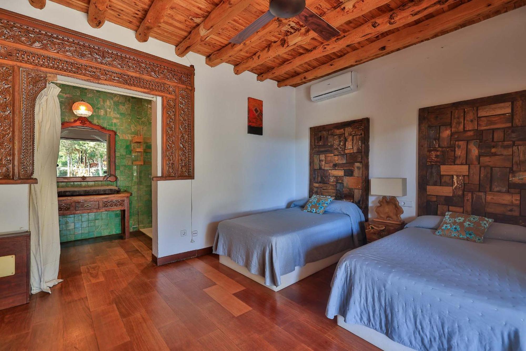 Villa Kumharas