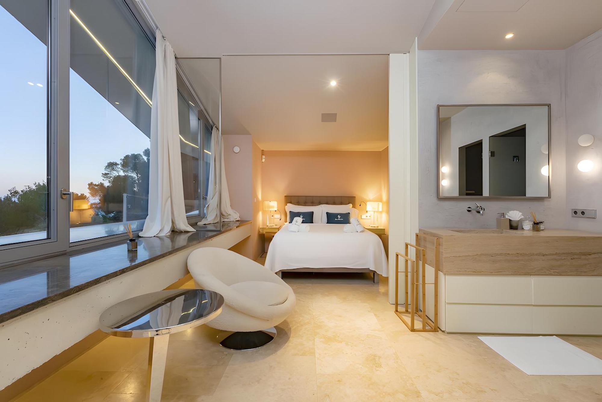 Nirvana Santa Eulária des Riu