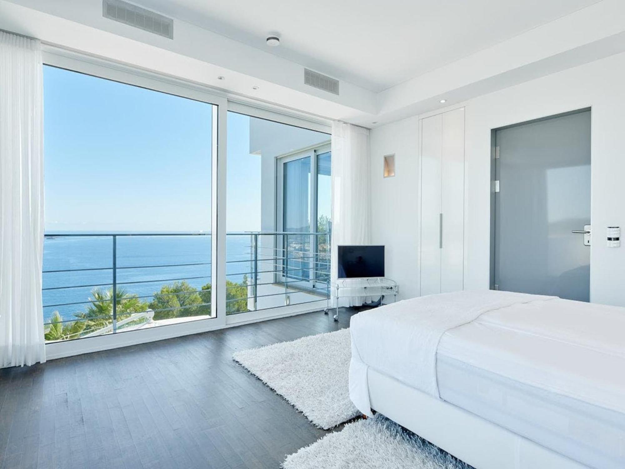 In Ibiza With Infinity Pool And Sea Views Villa Santa Eulària des Riu