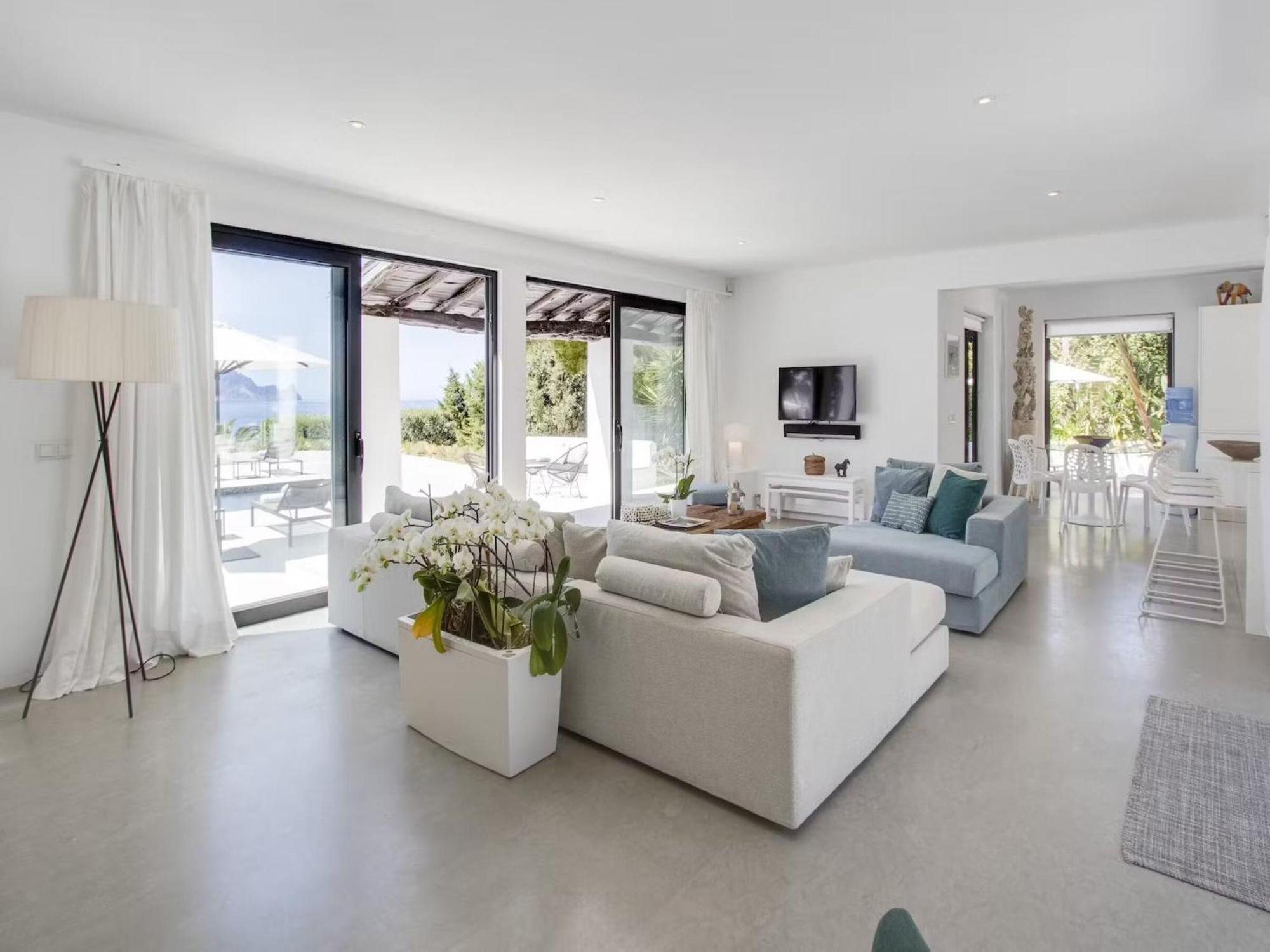 Villa Ibizian With Sea-views