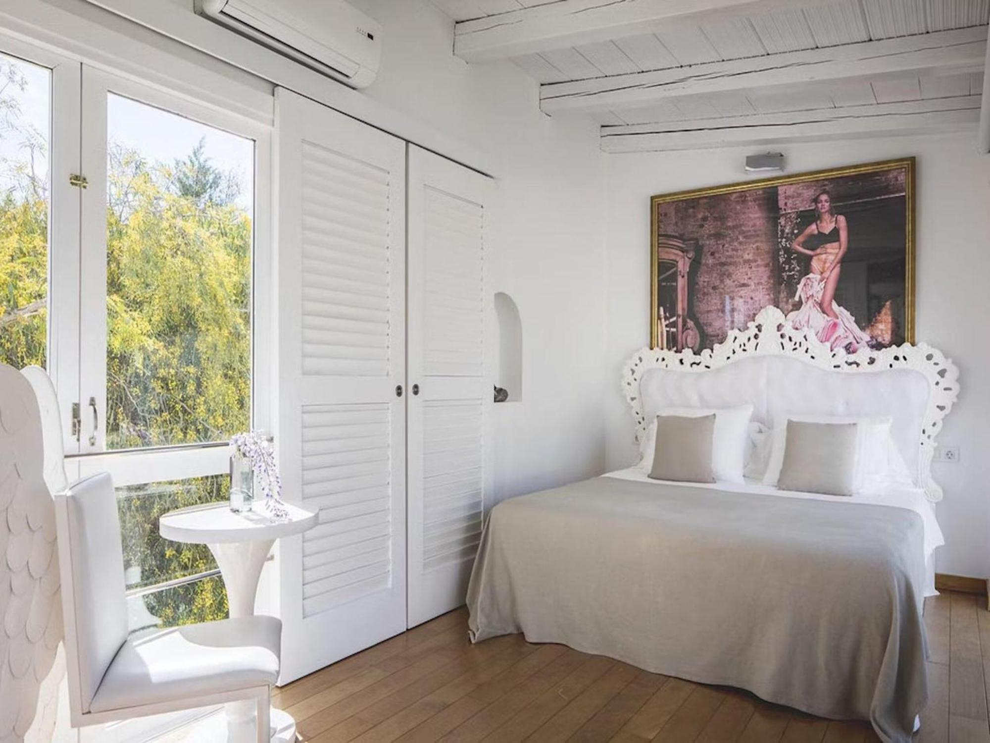 Impressive With Views Villa *