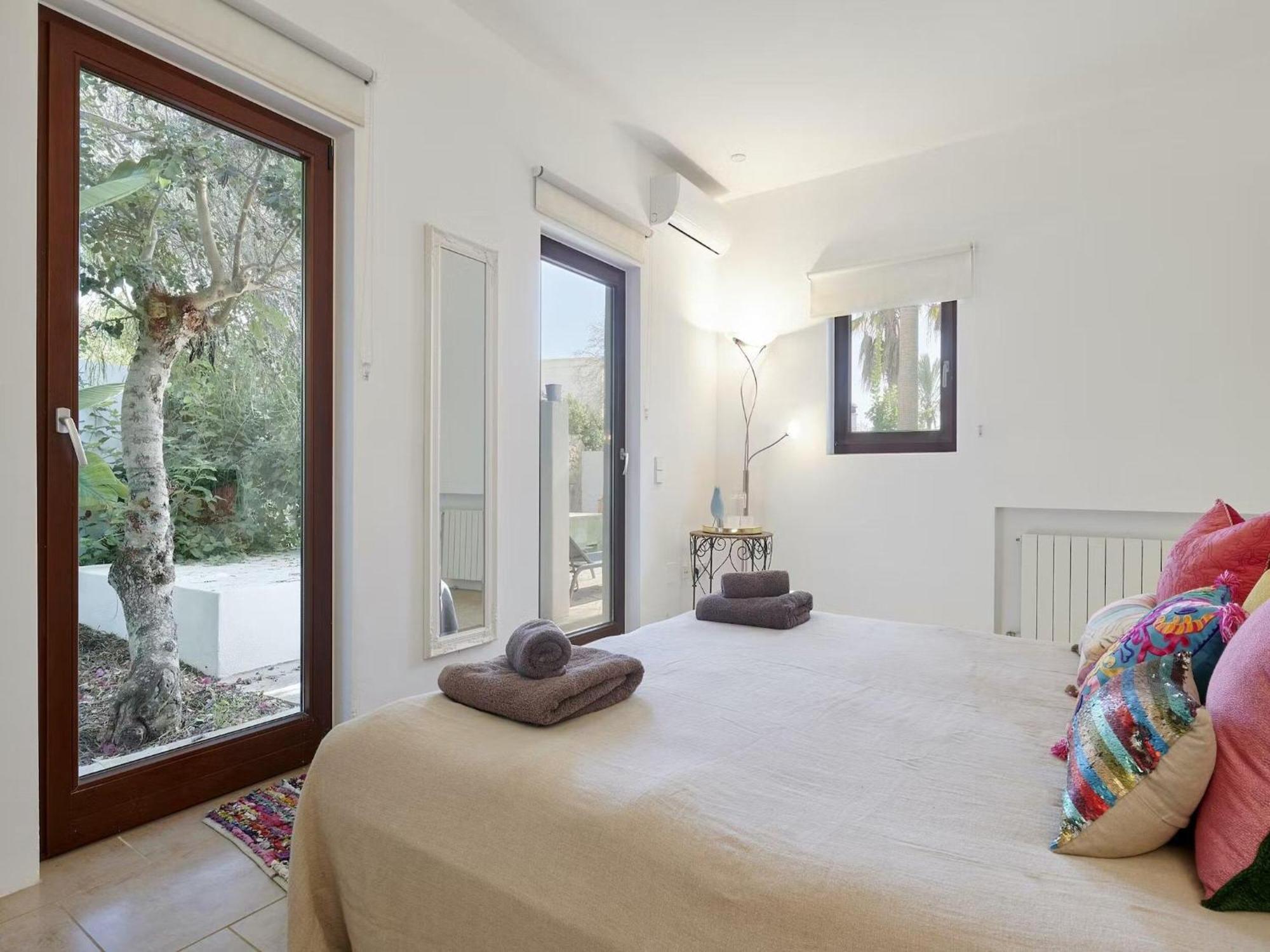 Cozy With View Santa Eulária des Riu