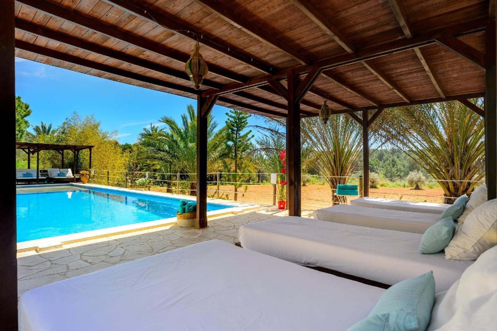 Mit Privatpool Fuer 14 Personen Ca 350 Qm In Sant Llorenc De Balafia, Ibiza Binnenland Von Ibiza *