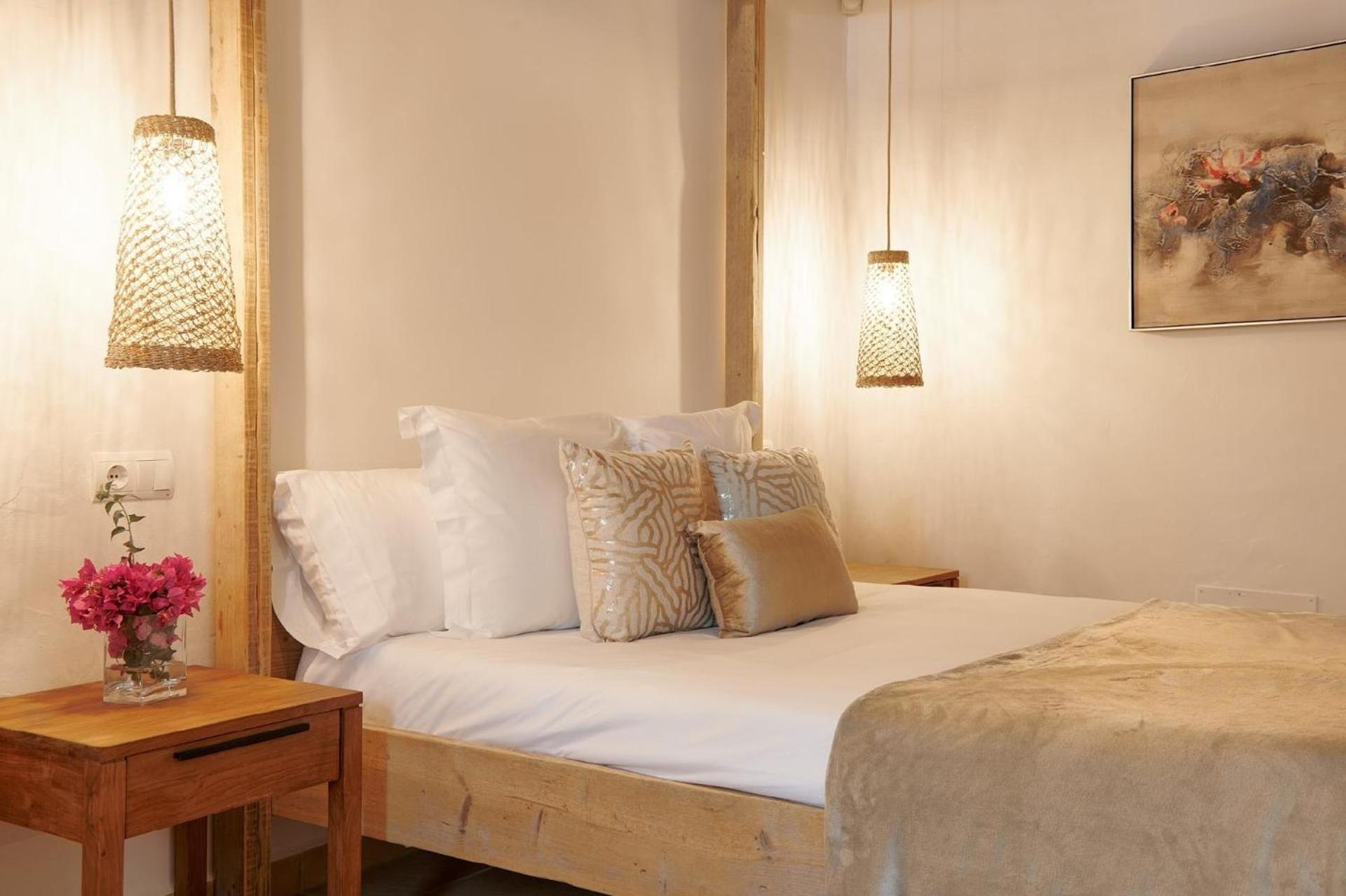 Mit Privatpool Fuer 9 Personen Ca 350 Qm In Santa Eularia Des Riu, Ibiza Suedkueste Von Ibiza *