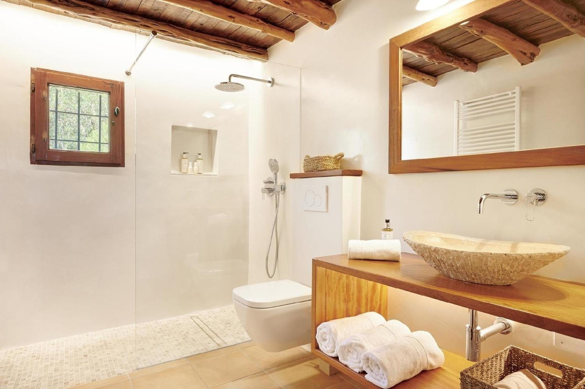 Mit Privatpool Fuer 9 Personen Ca 350 Qm In Santa Eularia Des Riu, Ibiza Suedkueste Von Ibiza
