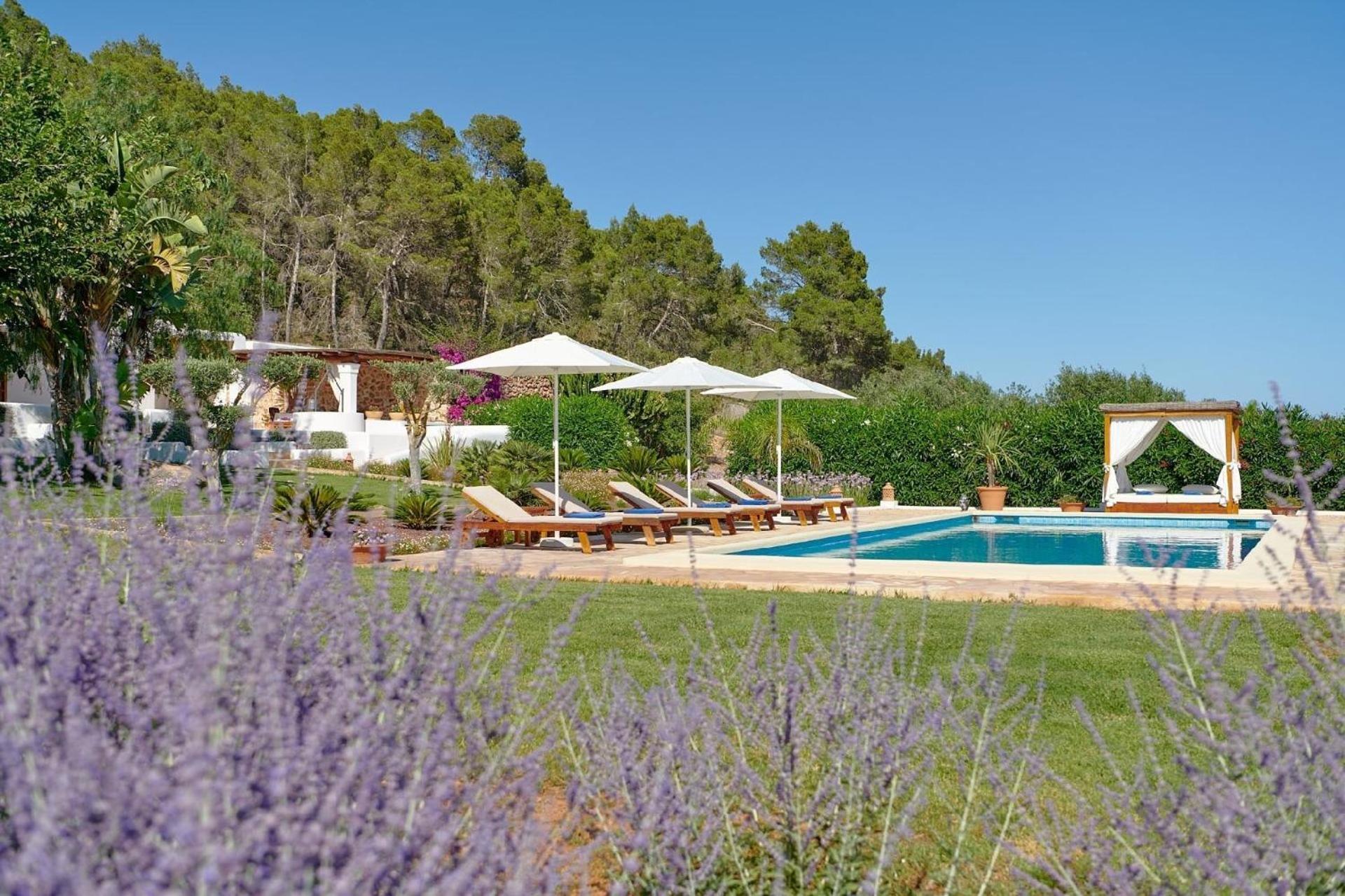 Mit Privatpool Fuer 9 Personen Ca 350 Qm In Santa Eularia Des Riu, Ibiza Suedkueste Von Ibiza Holiday home