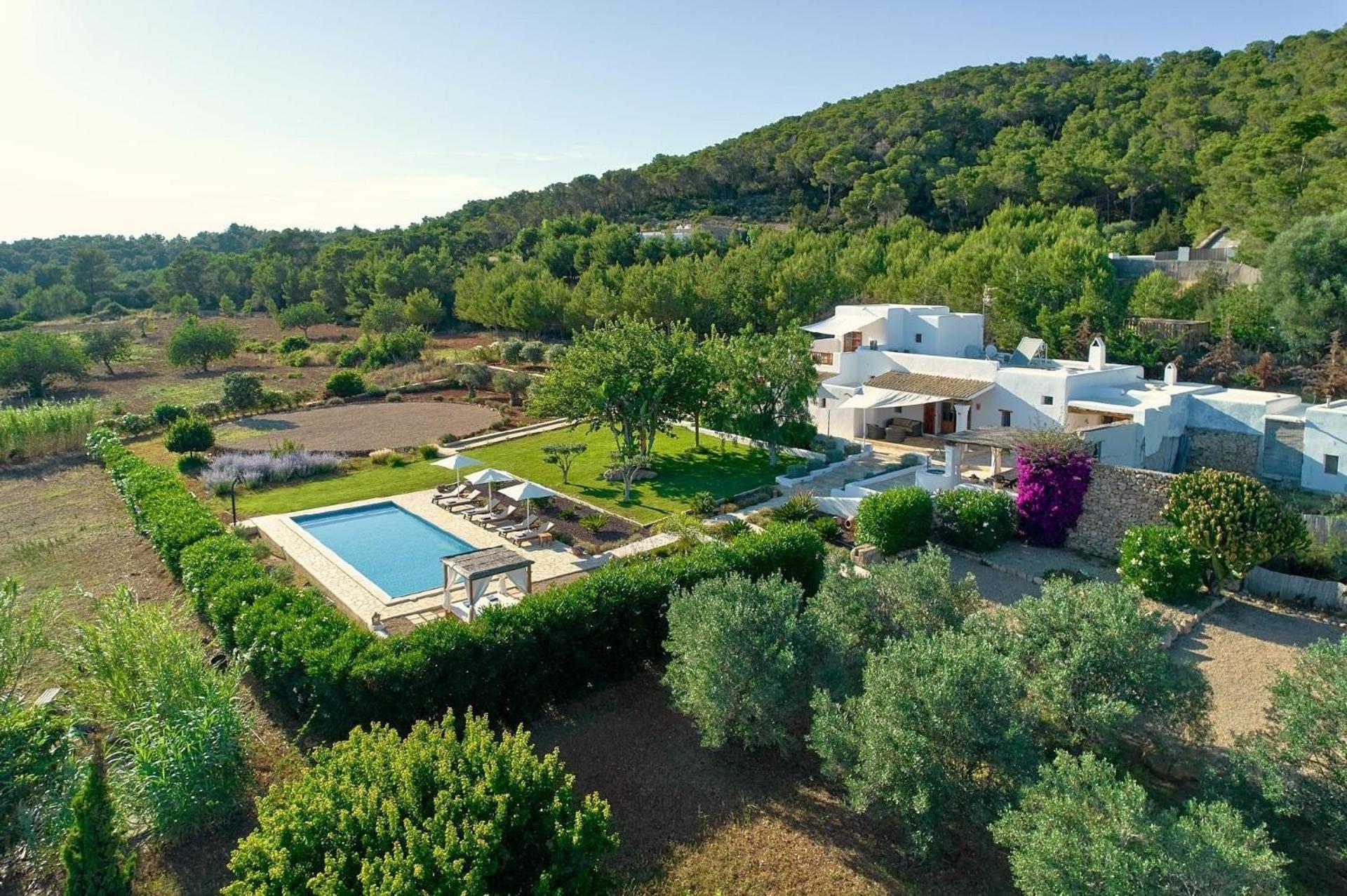 Holiday home Mit Privatpool Fuer 9 Personen Ca 350 Qm In Santa Eularia Des Riu, Ibiza Suedkueste Von Ibiza