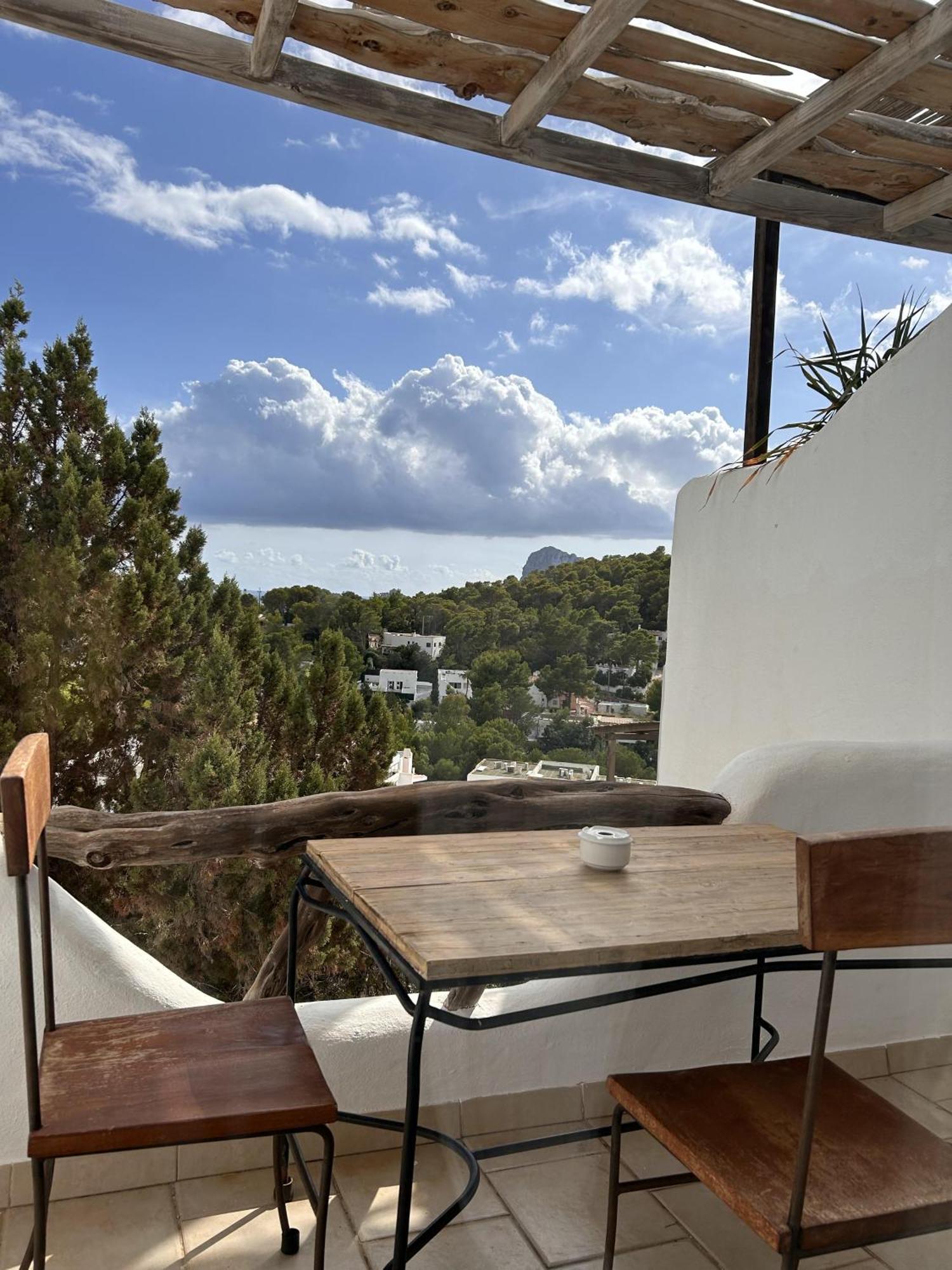 Сasa de vacaciones Ibiza Style Views From Terraces 1-bed House