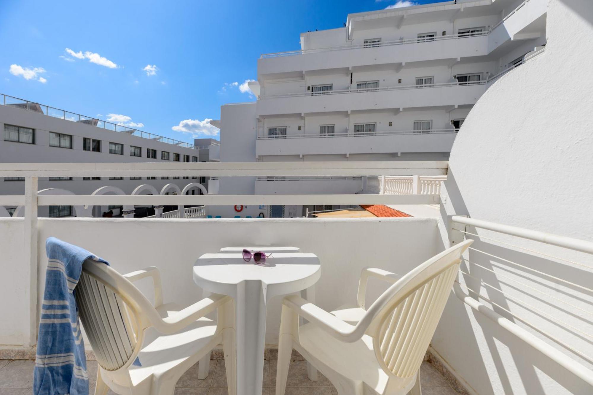Vibra Lux Mar Apartment