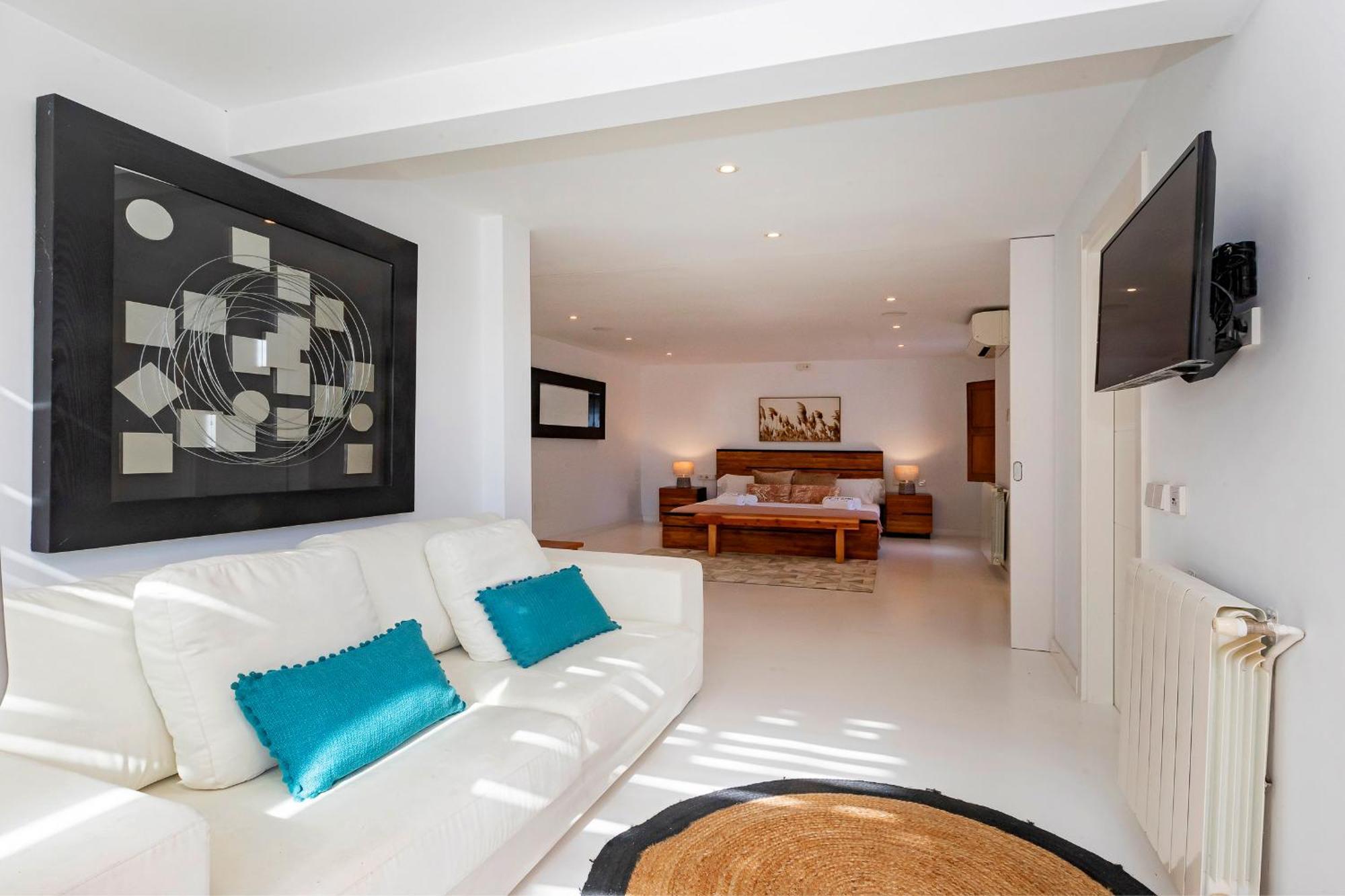 Near Ibiza Town Sleeps 11 To 13 Guests Villa