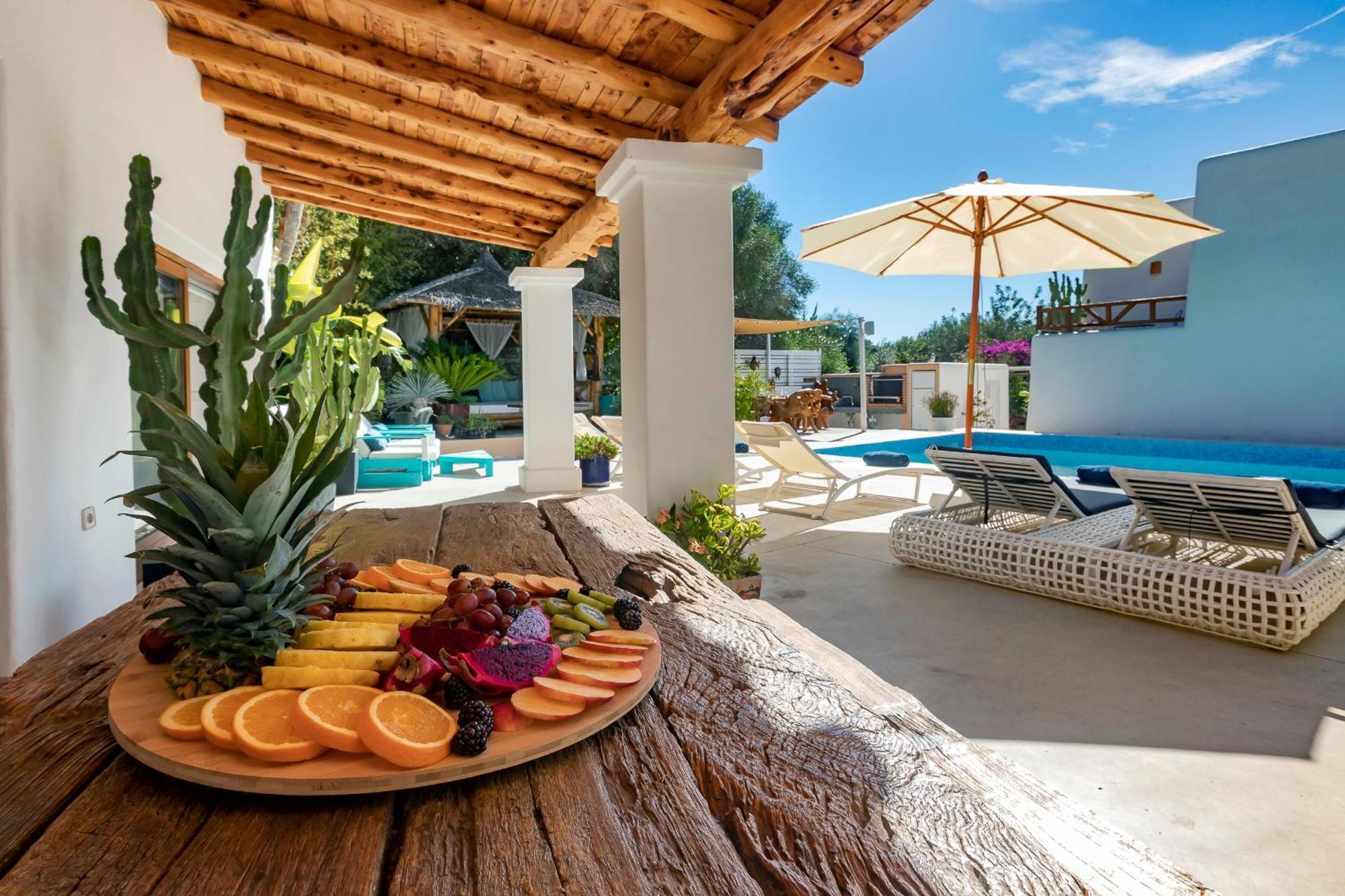 Pousada Near Ibiza Town Sleeps 11 To 13 Guests