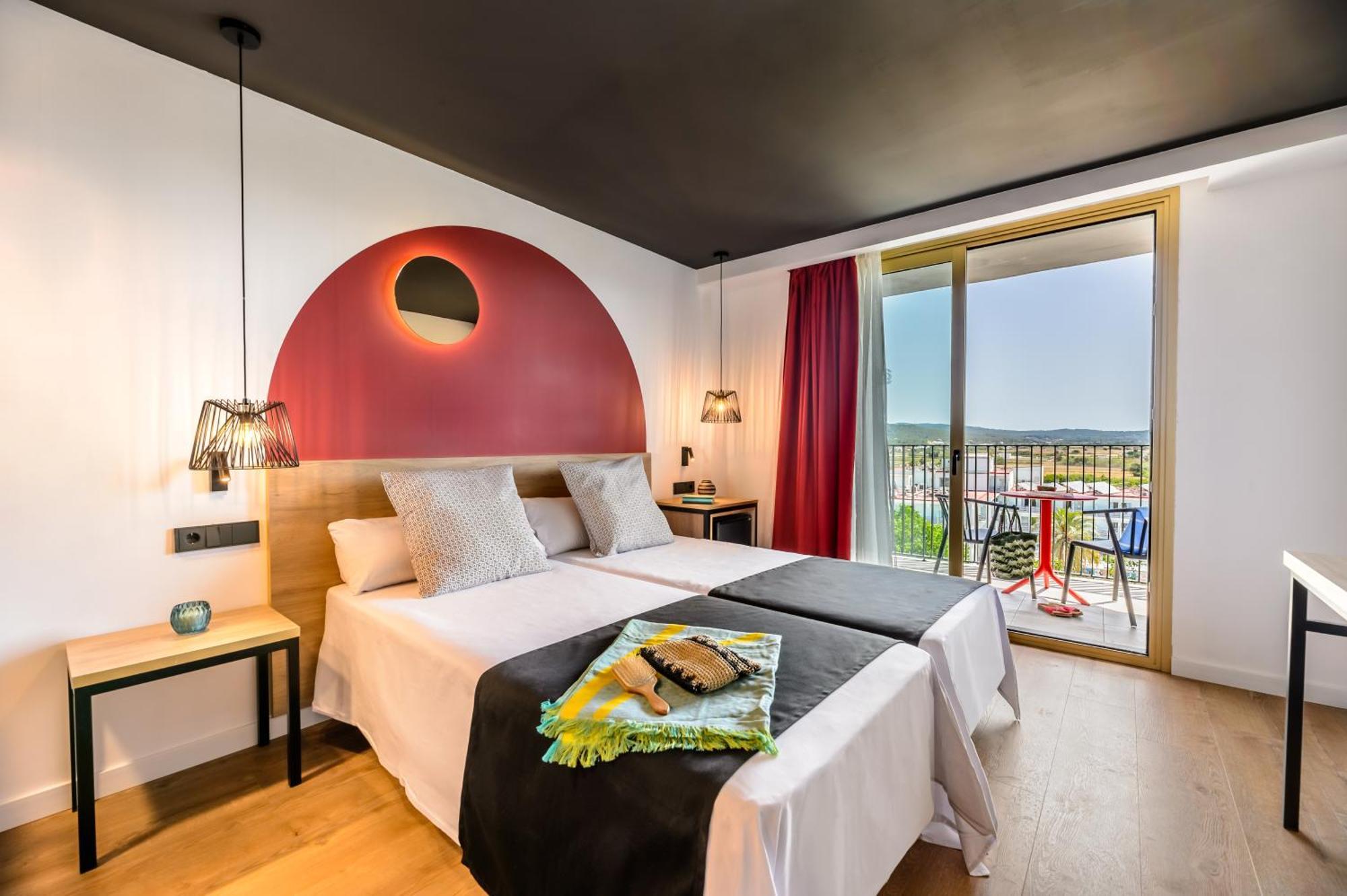 Vibra District - Adults Only Hotel 4*