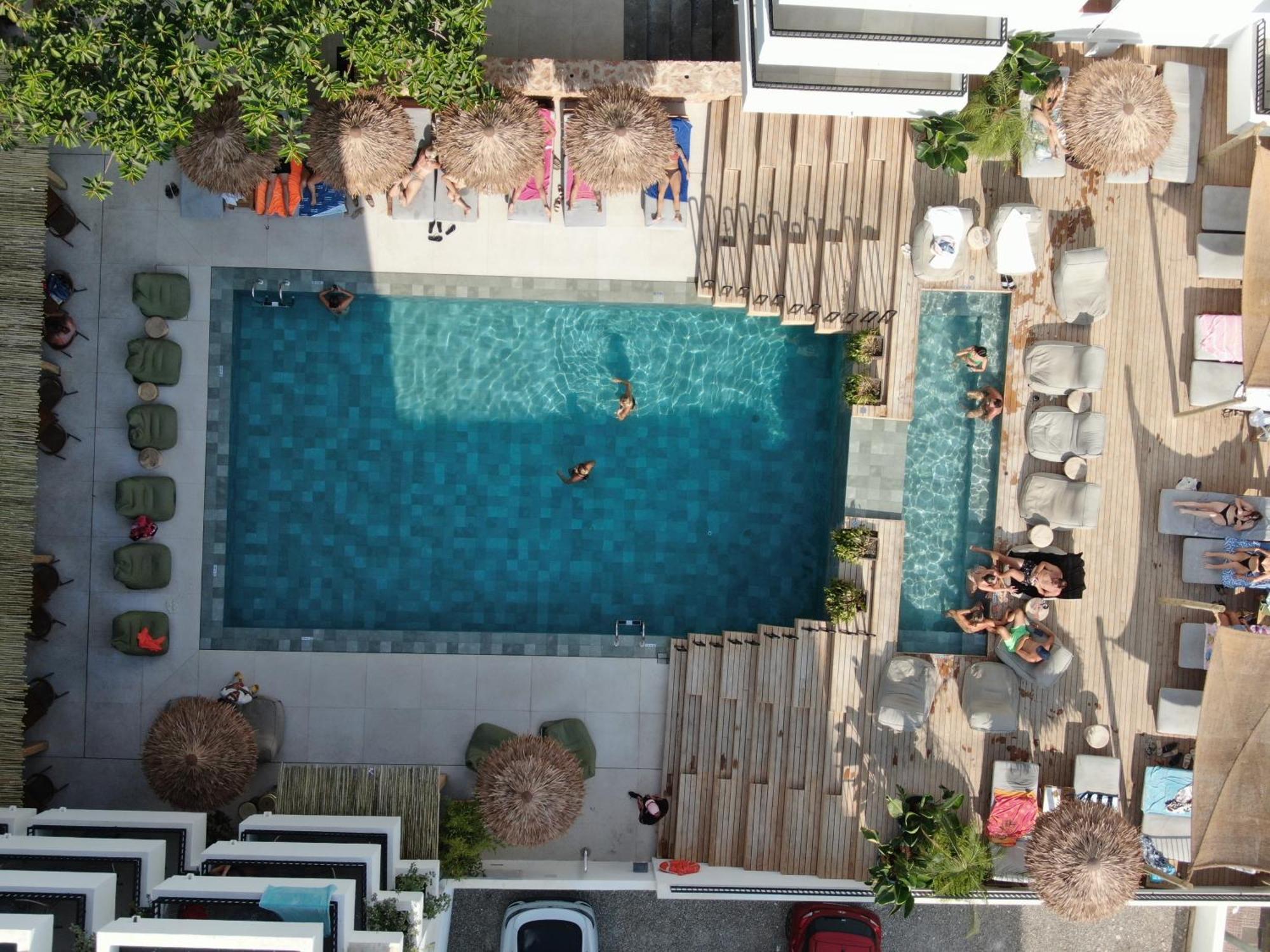 Casita Blanca - Adults Only