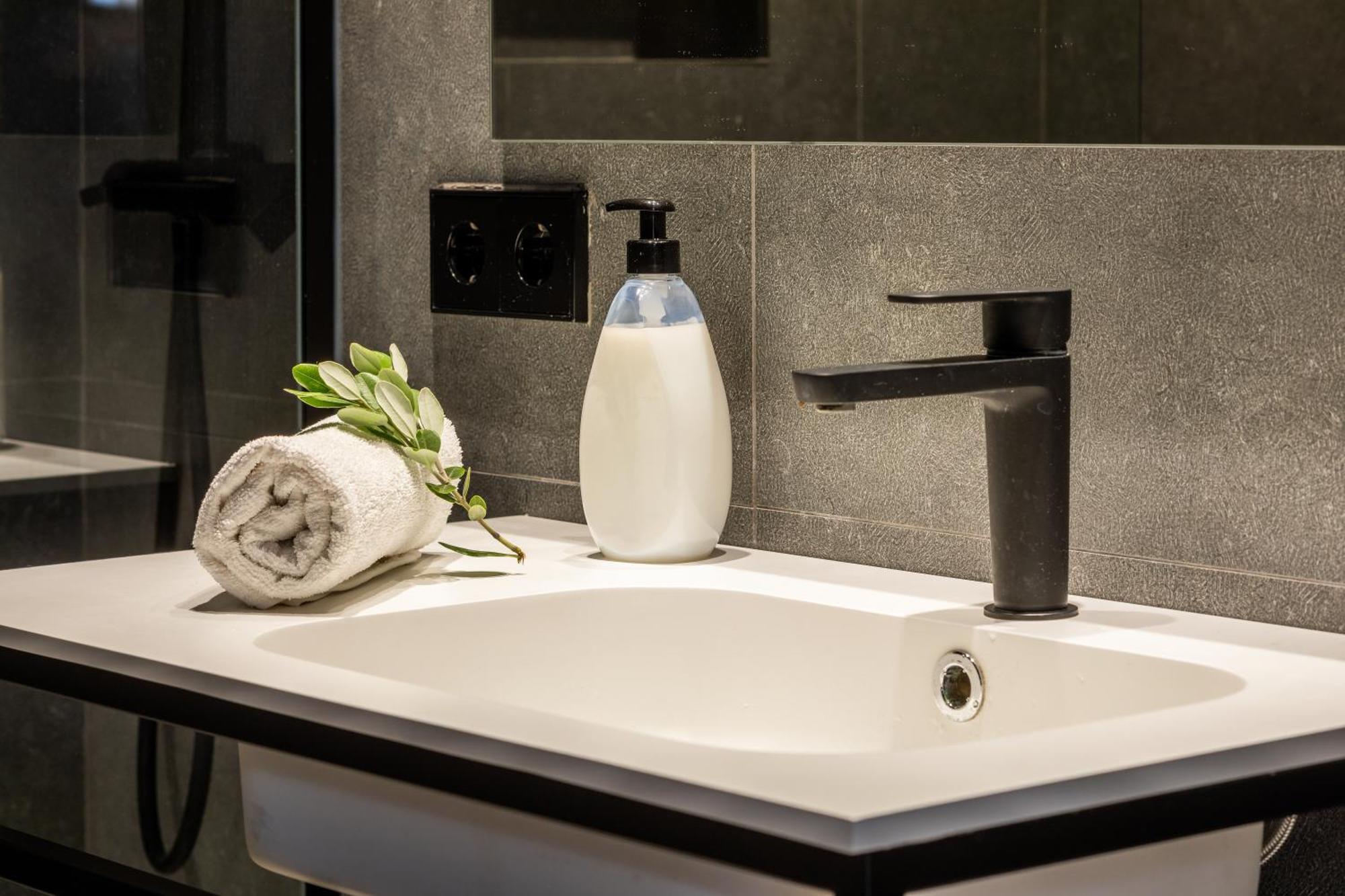 Casita Blanca - Adults Only Aparthotel Sant Antoni de Portmany