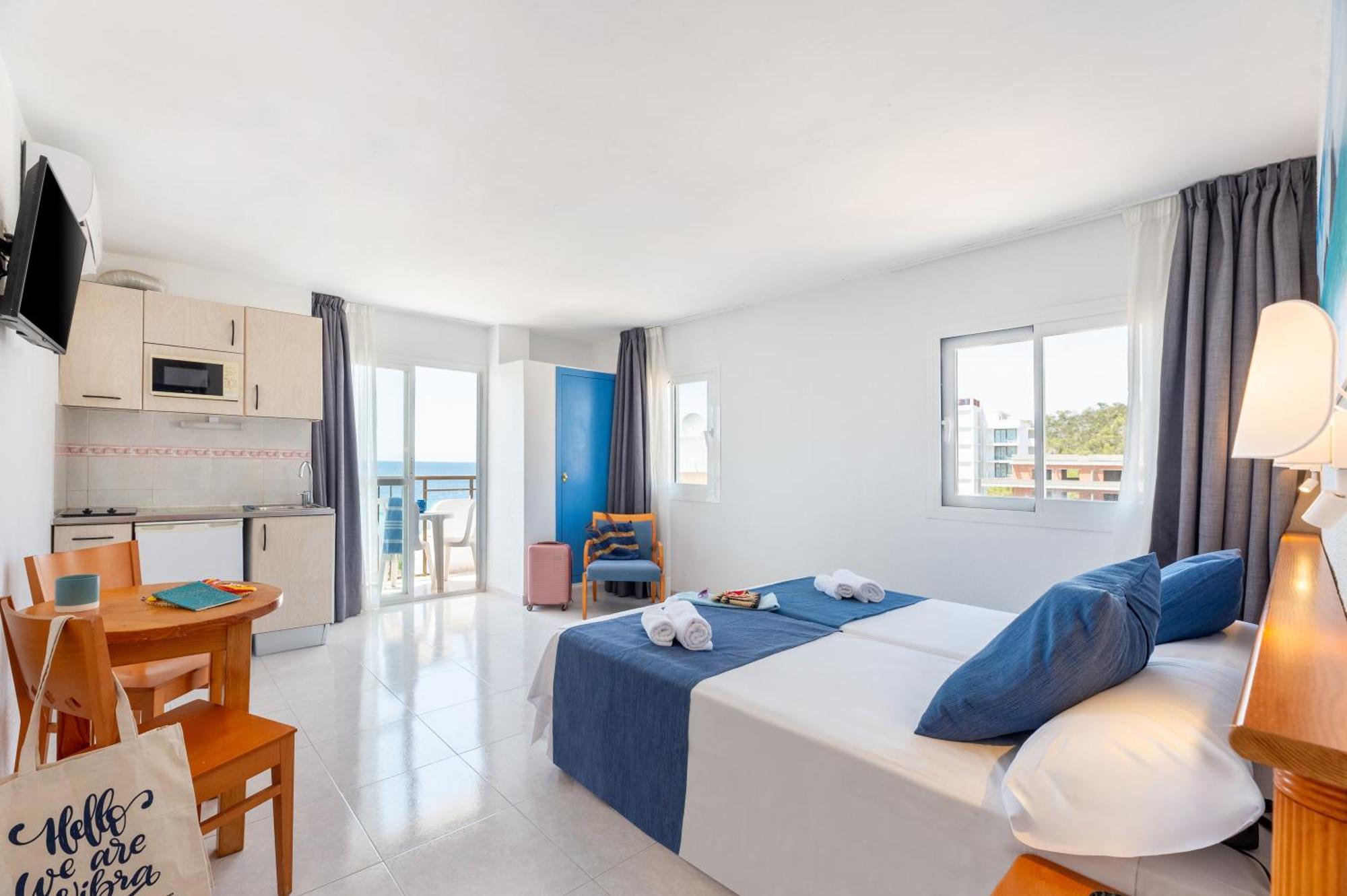 Vibra Calima - Adults Only Apartment