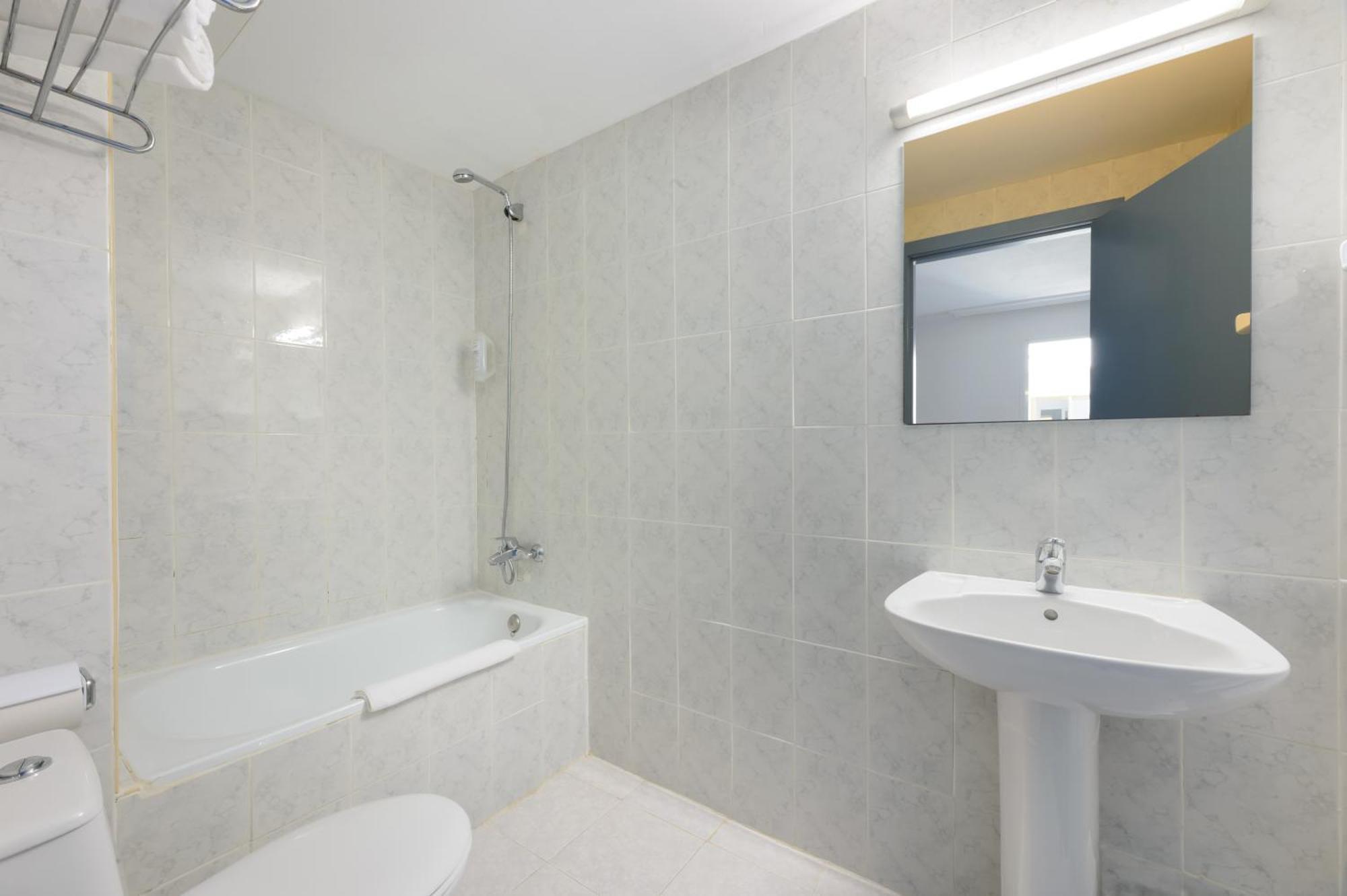 Vibra Calima - Adults Only Apartment