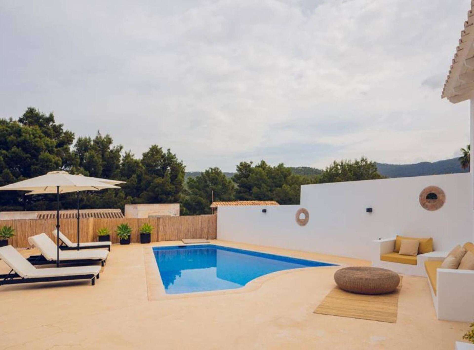 En Cala Vadella Familias Y Parejas * Sant Josep de sa Talaia