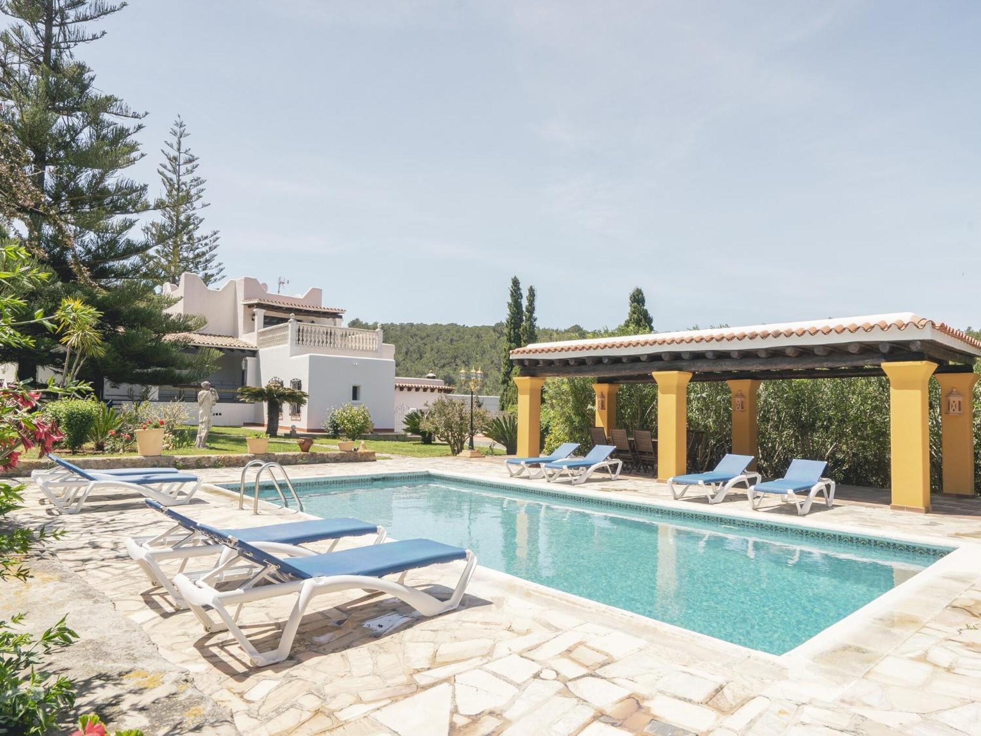 Holiday home Mansion In With Private Pool