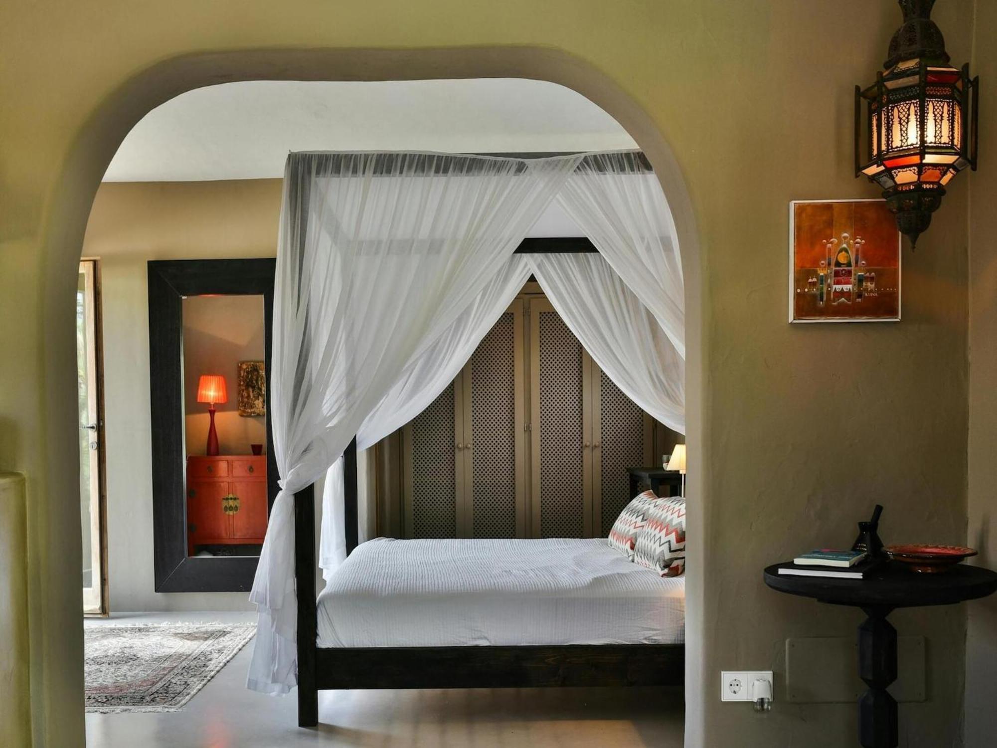 Villa With Wooden-beamed Patio