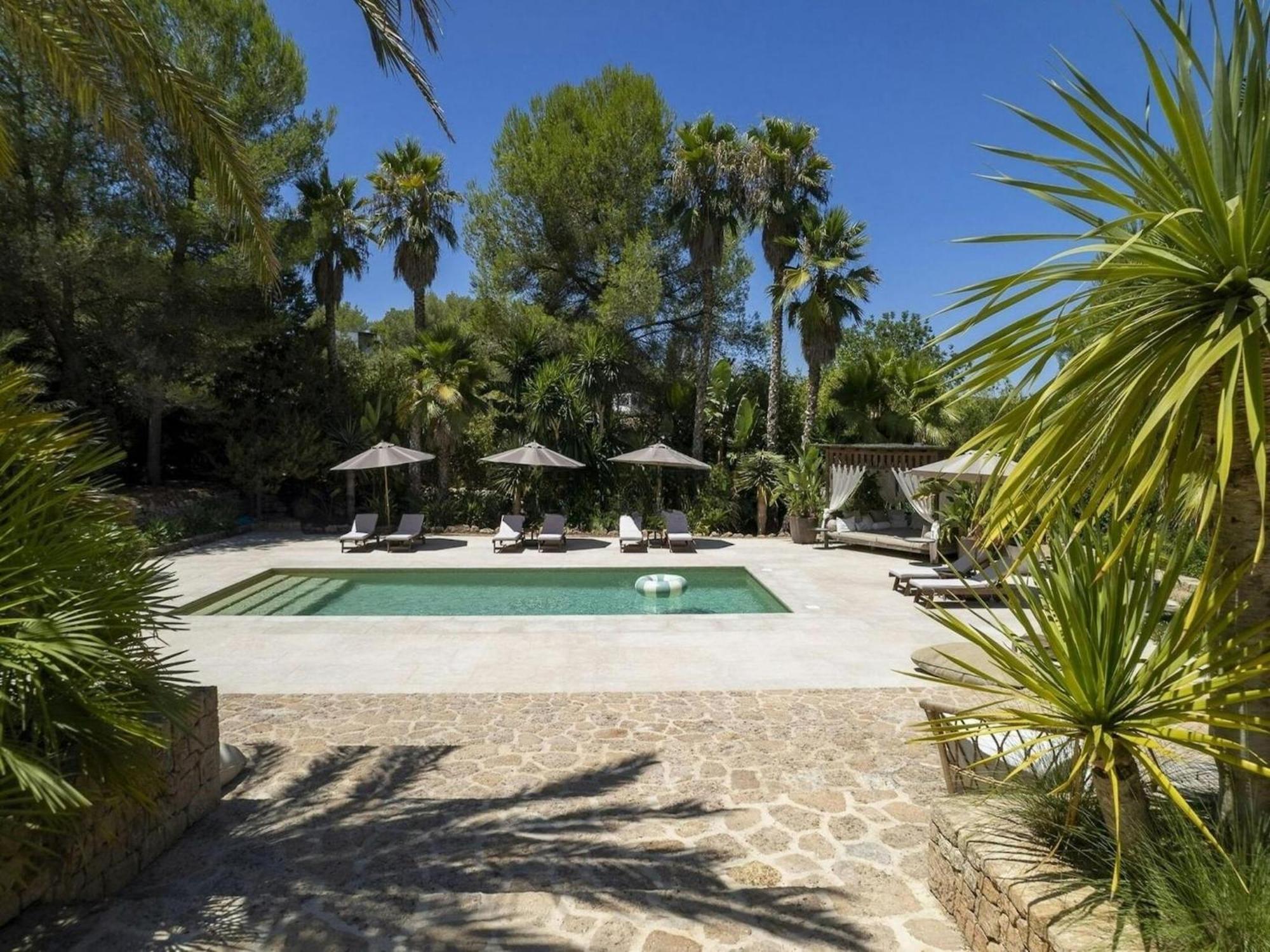 With Wooden-beamed Patio Villa Santa Gertrudis (Ibiza)