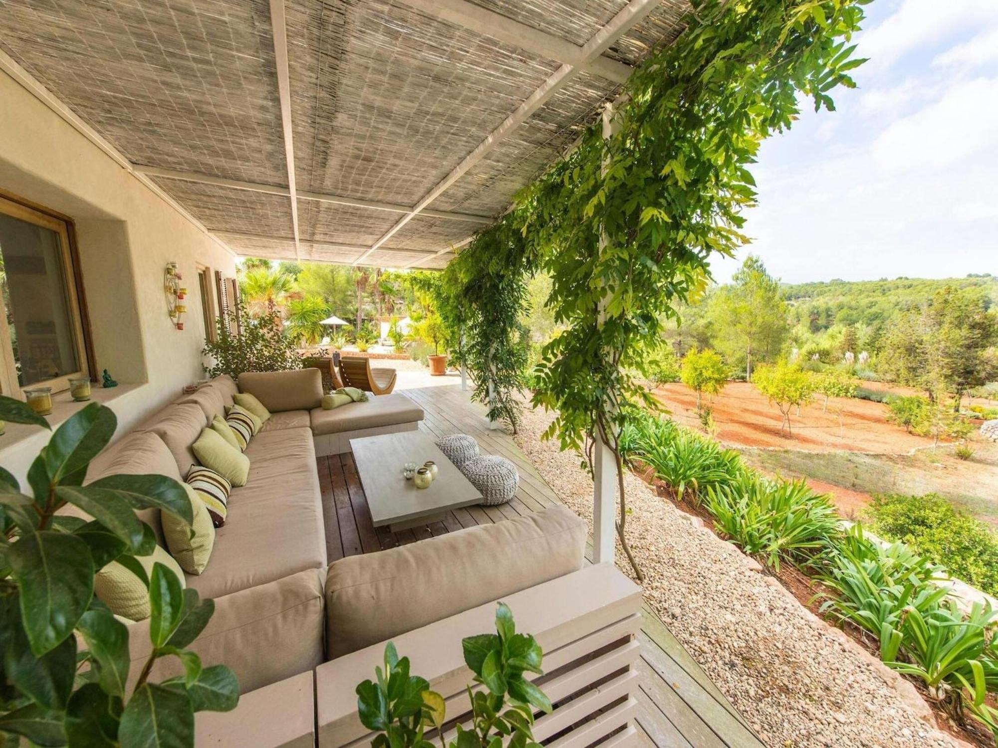 Villa With Wooden-beamed Patio