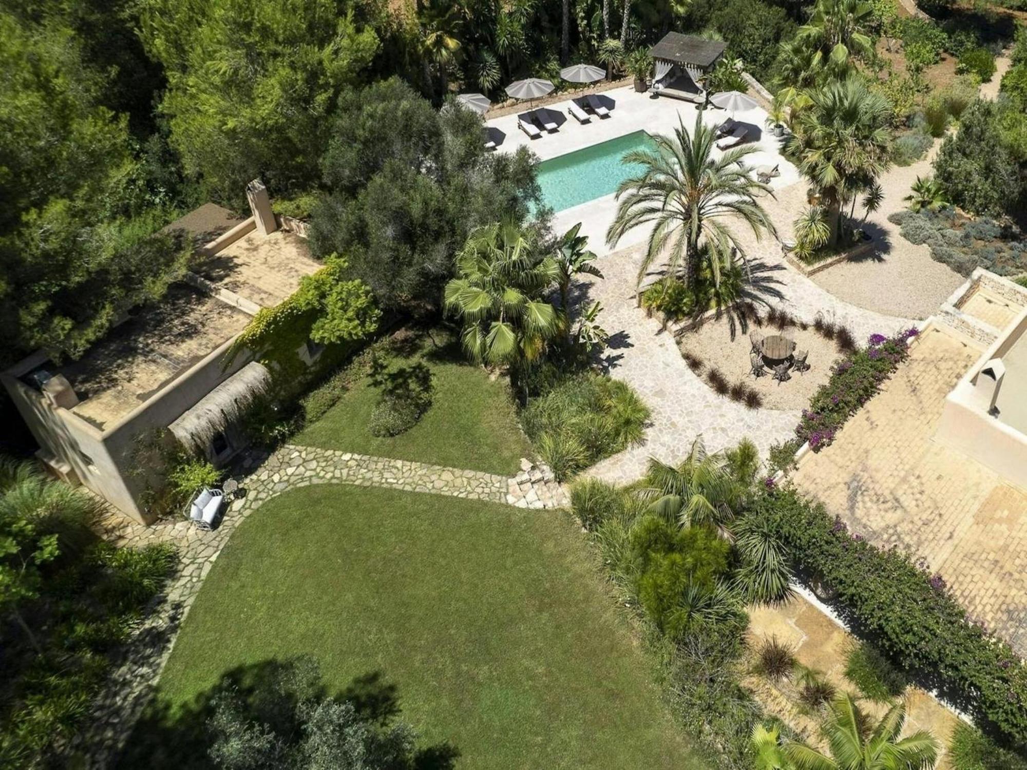 With Wooden-beamed Patio Villa Santa Gertrudis (Ibiza)