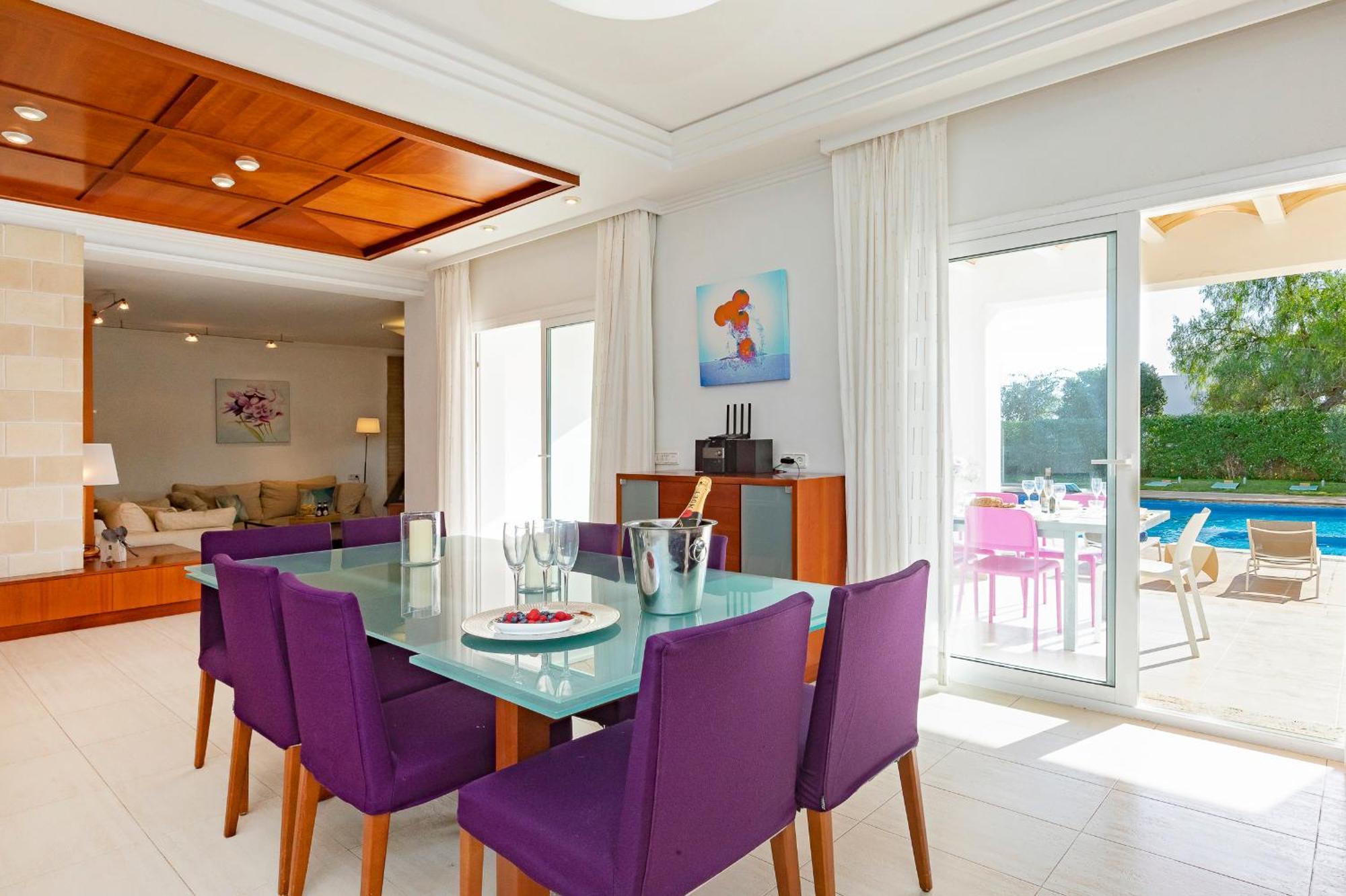 Near Ibiza Town Sleeps 8 - Fluxa Villa *