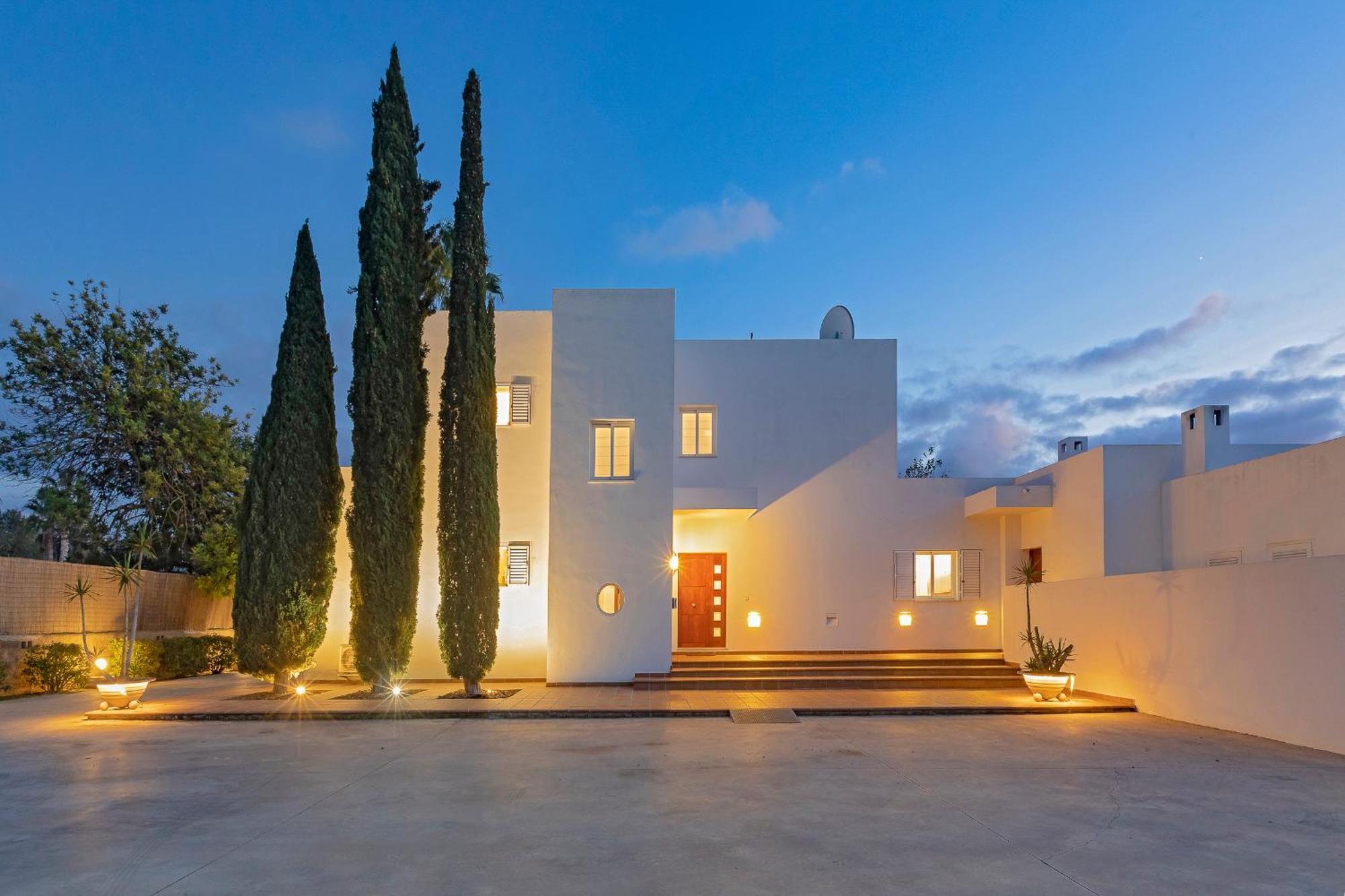 Near Ibiza Town Sleeps 8 - Fluxa Can Furnet